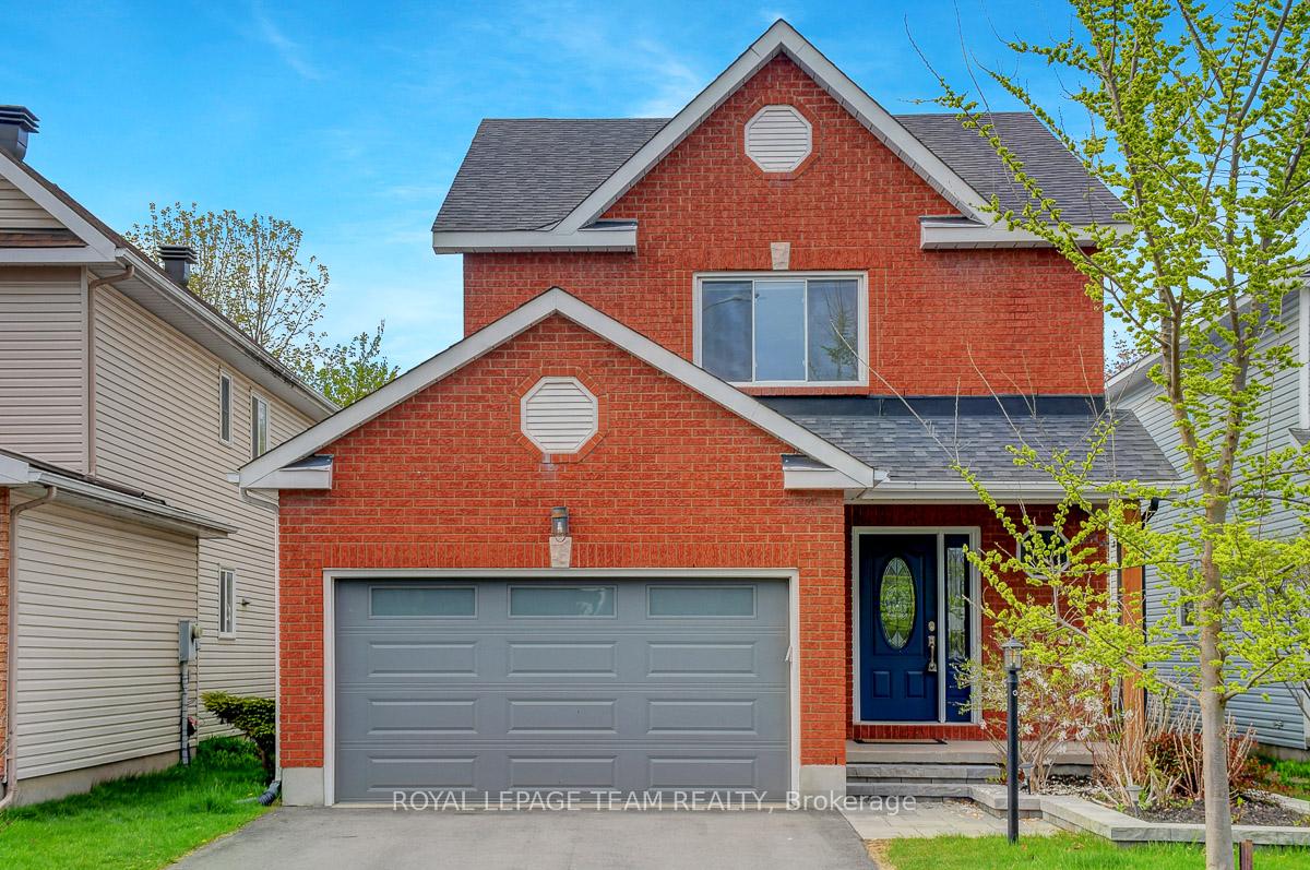 Photo 2 of 25 Sarrazin Way, Ottawa, Barrhaven - Cedargrove/Fraserdale — HOMEH