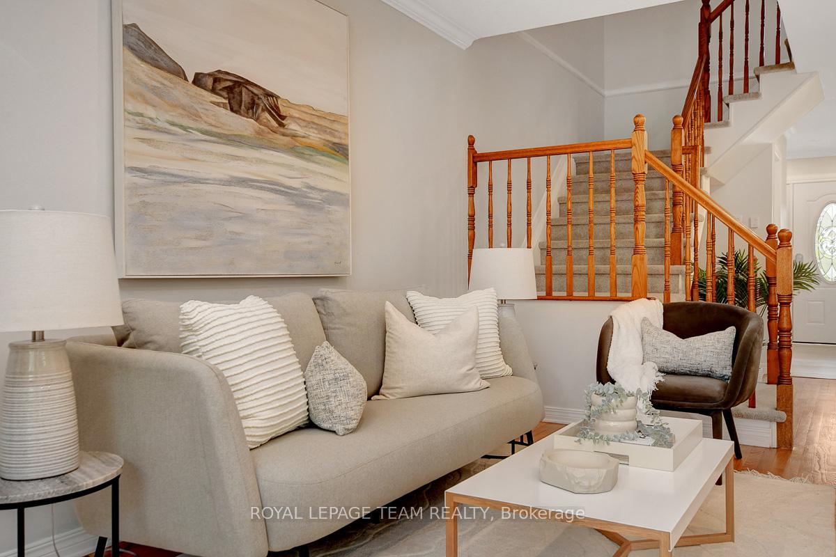 Photo 7 of 25 Sarrazin Way, Ottawa, Barrhaven - Cedargrove/Fraserdale — HOMEH