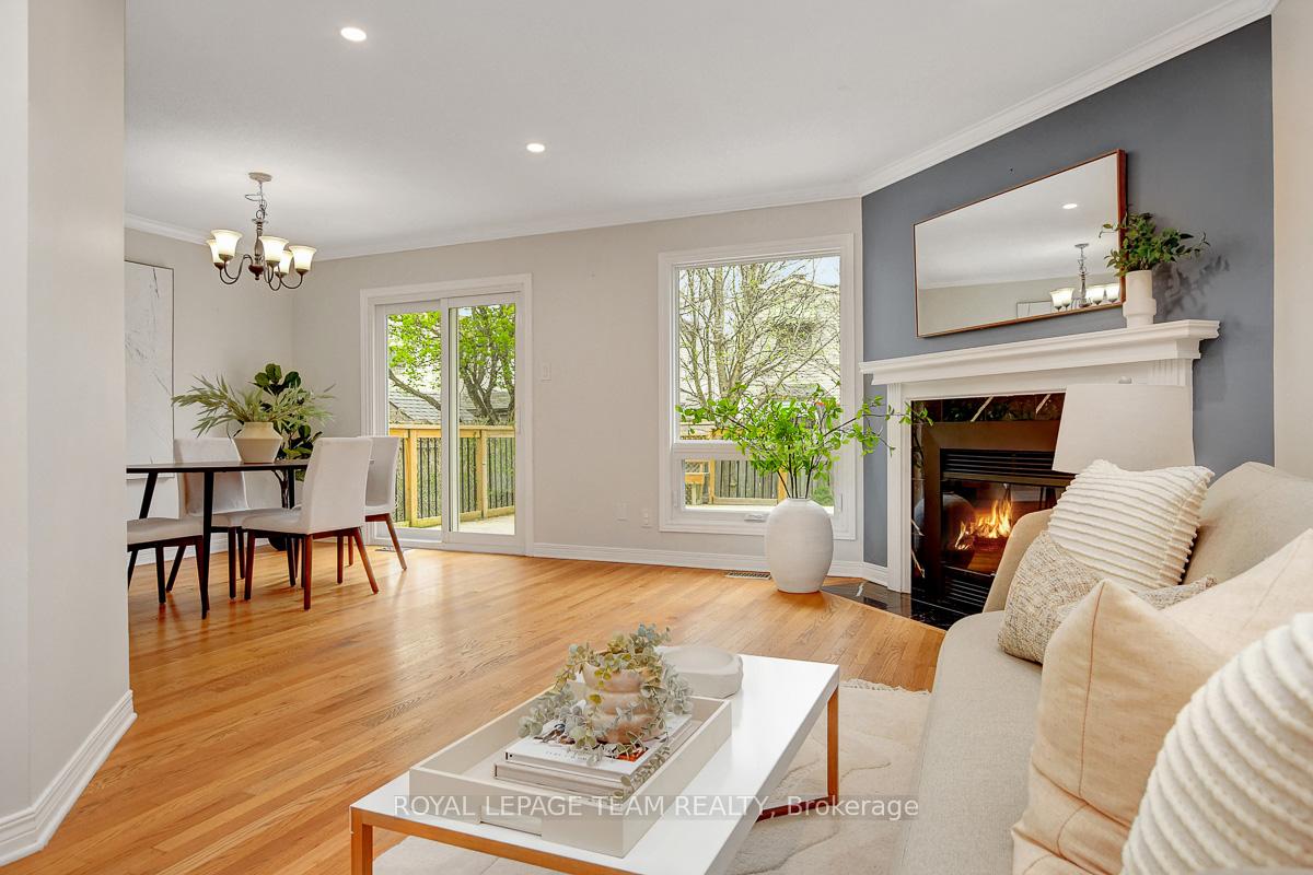 Photo 8 of 25 Sarrazin Way, Ottawa, Barrhaven - Cedargrove/Fraserdale — HOMEH