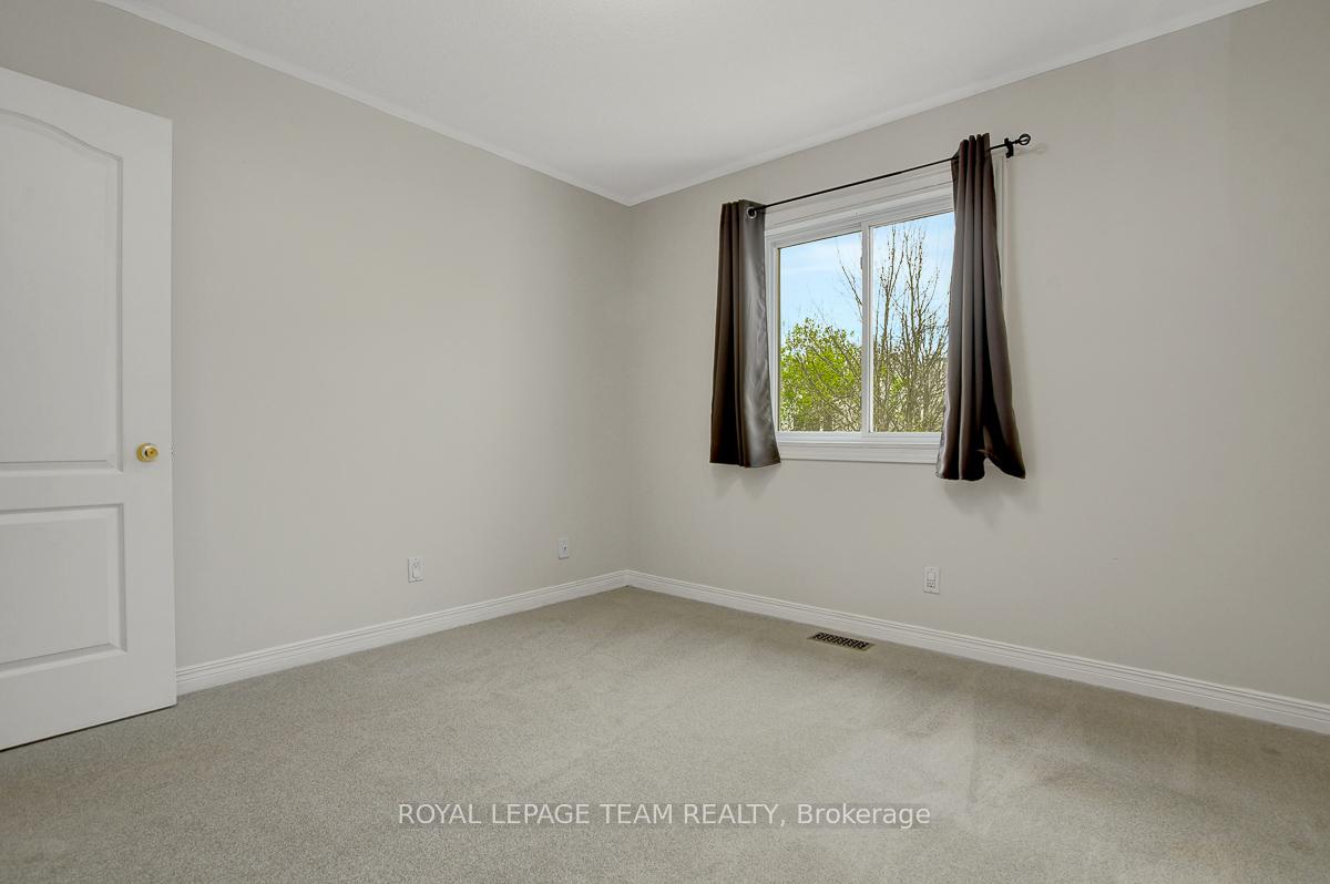 Photo 26 of 25 Sarrazin Way, Ottawa, Barrhaven - Cedargrove/Fraserdale — HOMEH