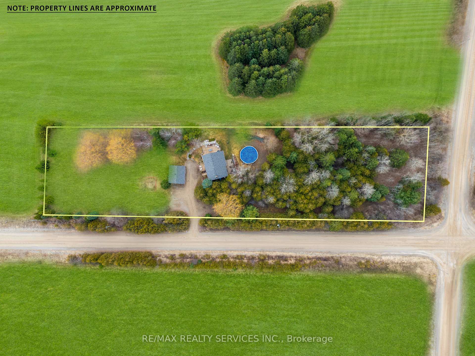 Photo 6 of 9009 Sideroad 27, Erin, Rural Erin — HOMEH