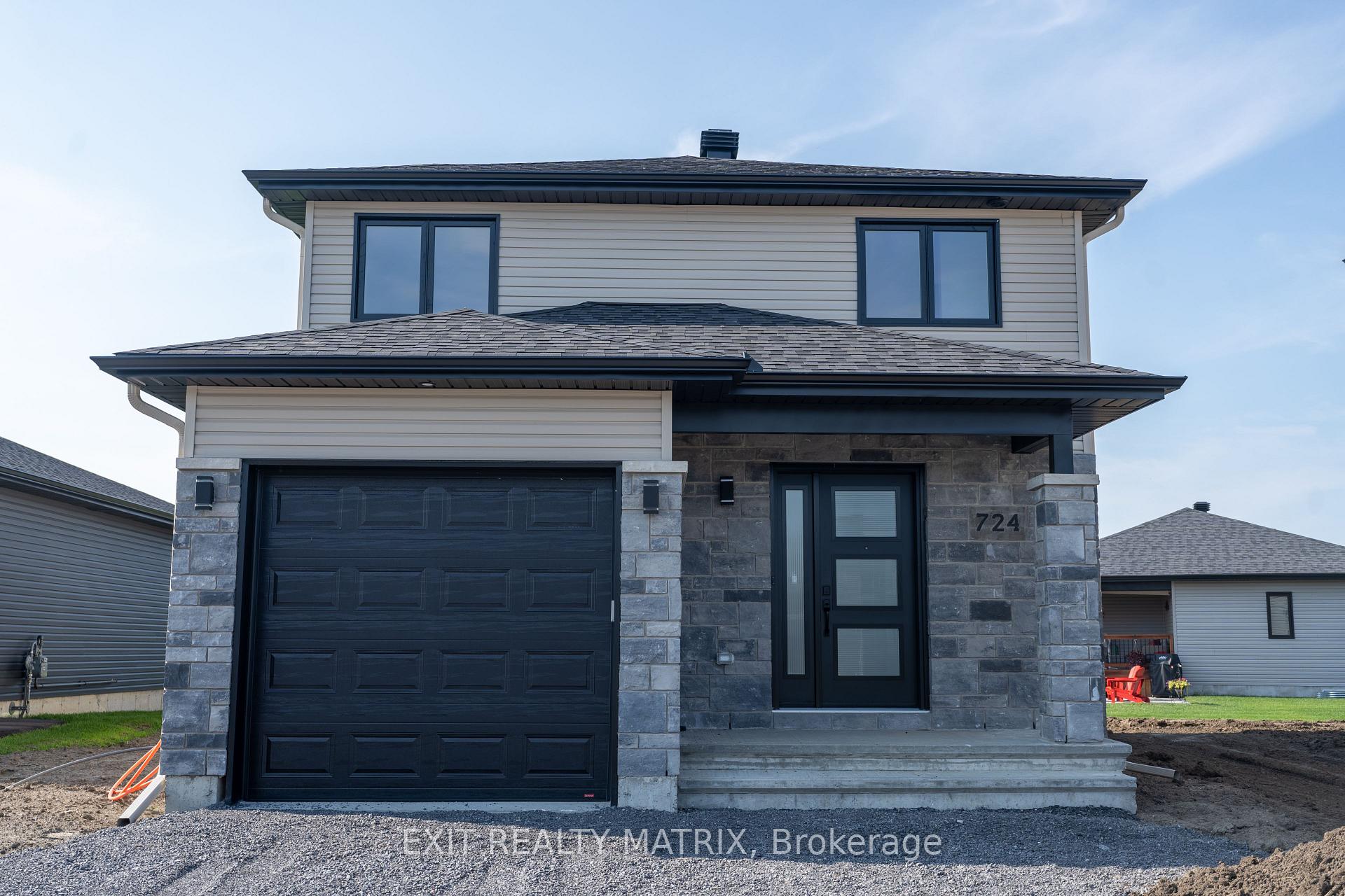 Photo 1 of 724 Walton Street, Cornwall — HOMEH