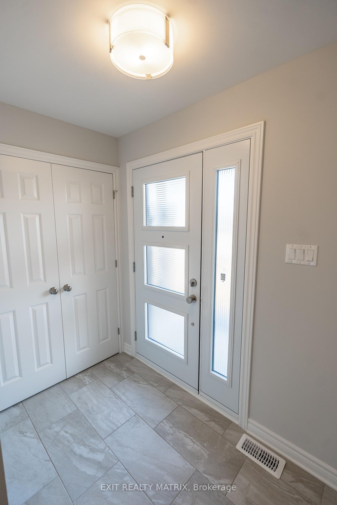 Photo 2 of 724 Walton Street, Cornwall — HOMEH