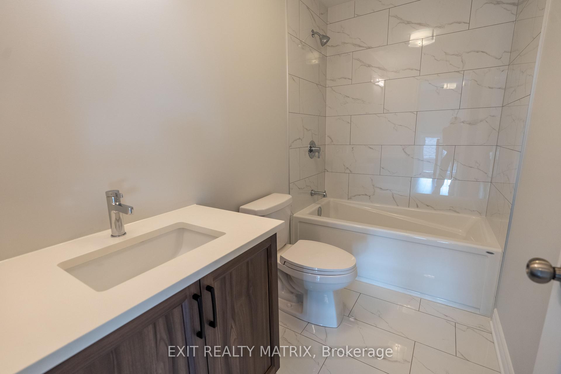 Photo 16 of 724 Walton Street, Cornwall — HOMEH