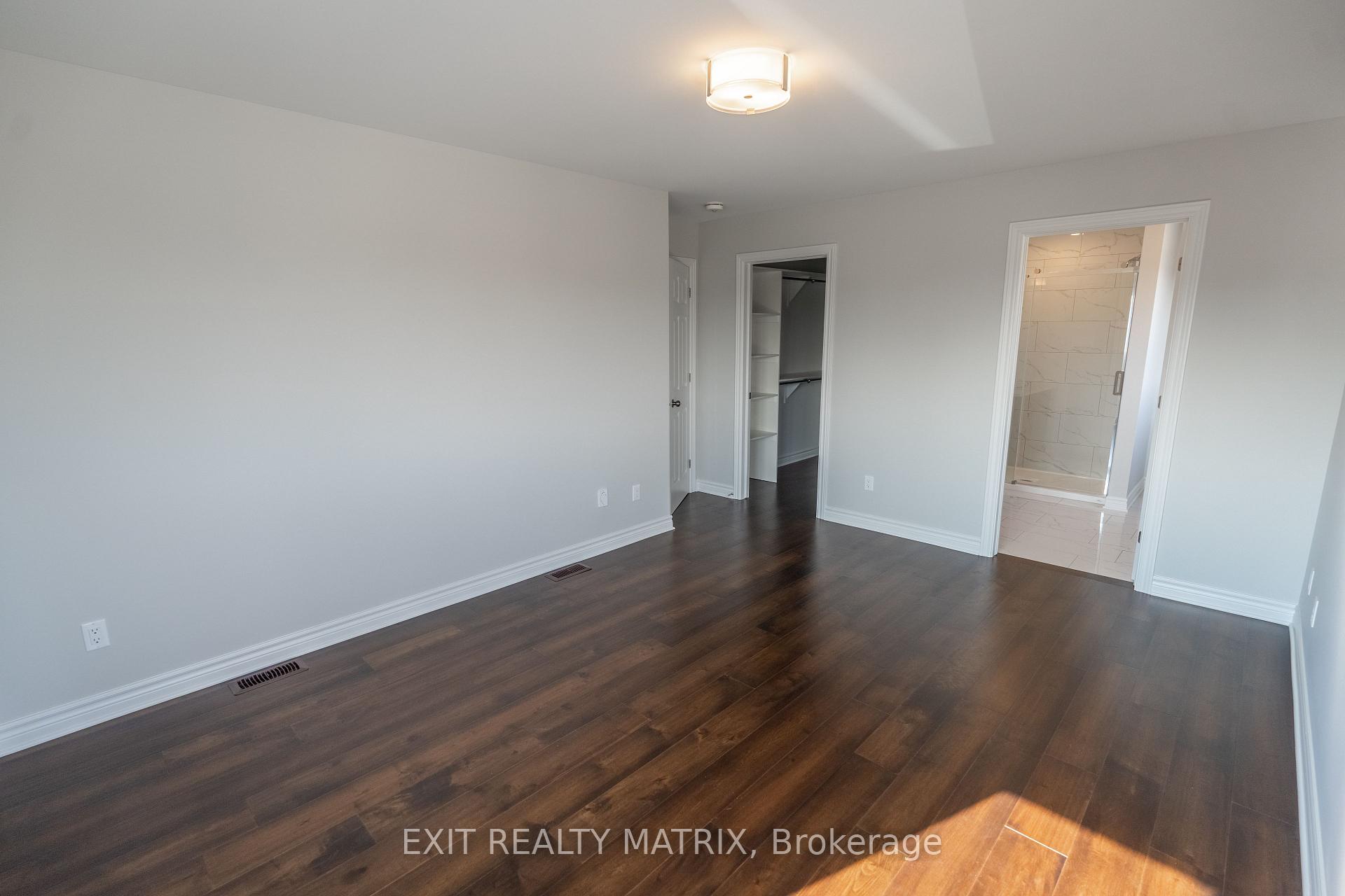 Photo 17 of 724 Walton Street, Cornwall — HOMEH