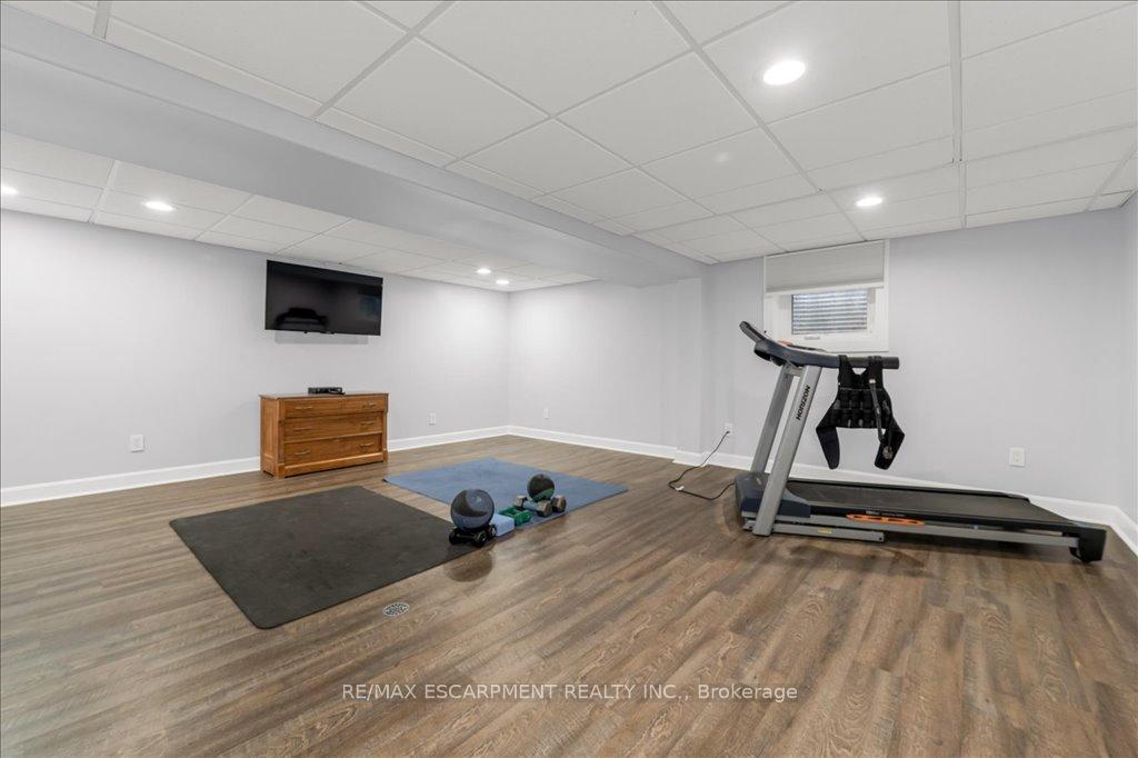 Photo 30 of 19 Bal Harbour Drive, Grimsby, Grimsby Beach — HOMEH