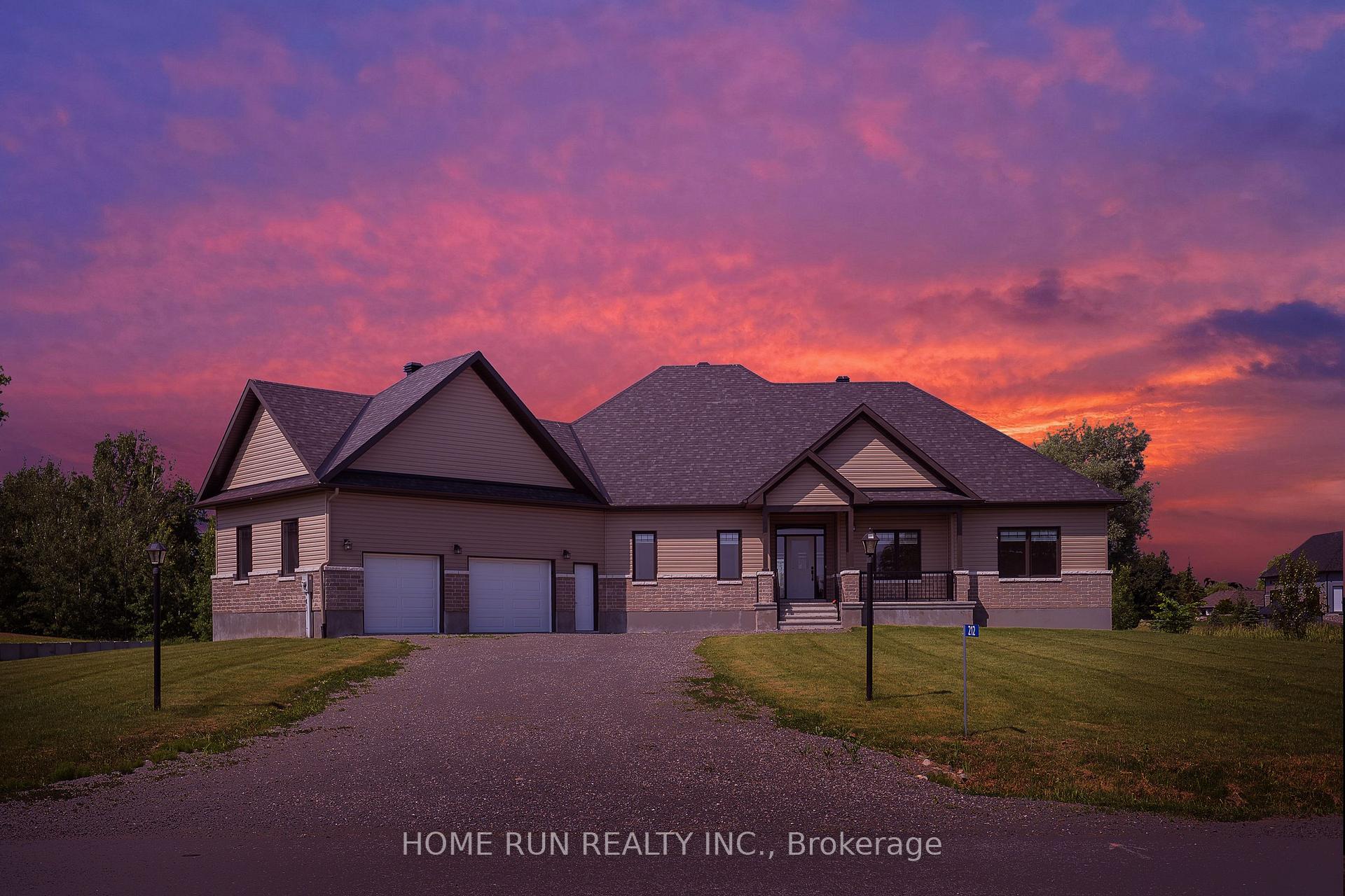 Photo 1 of 212 Summerview Terrace, Ottawa, Greely — HOMEH