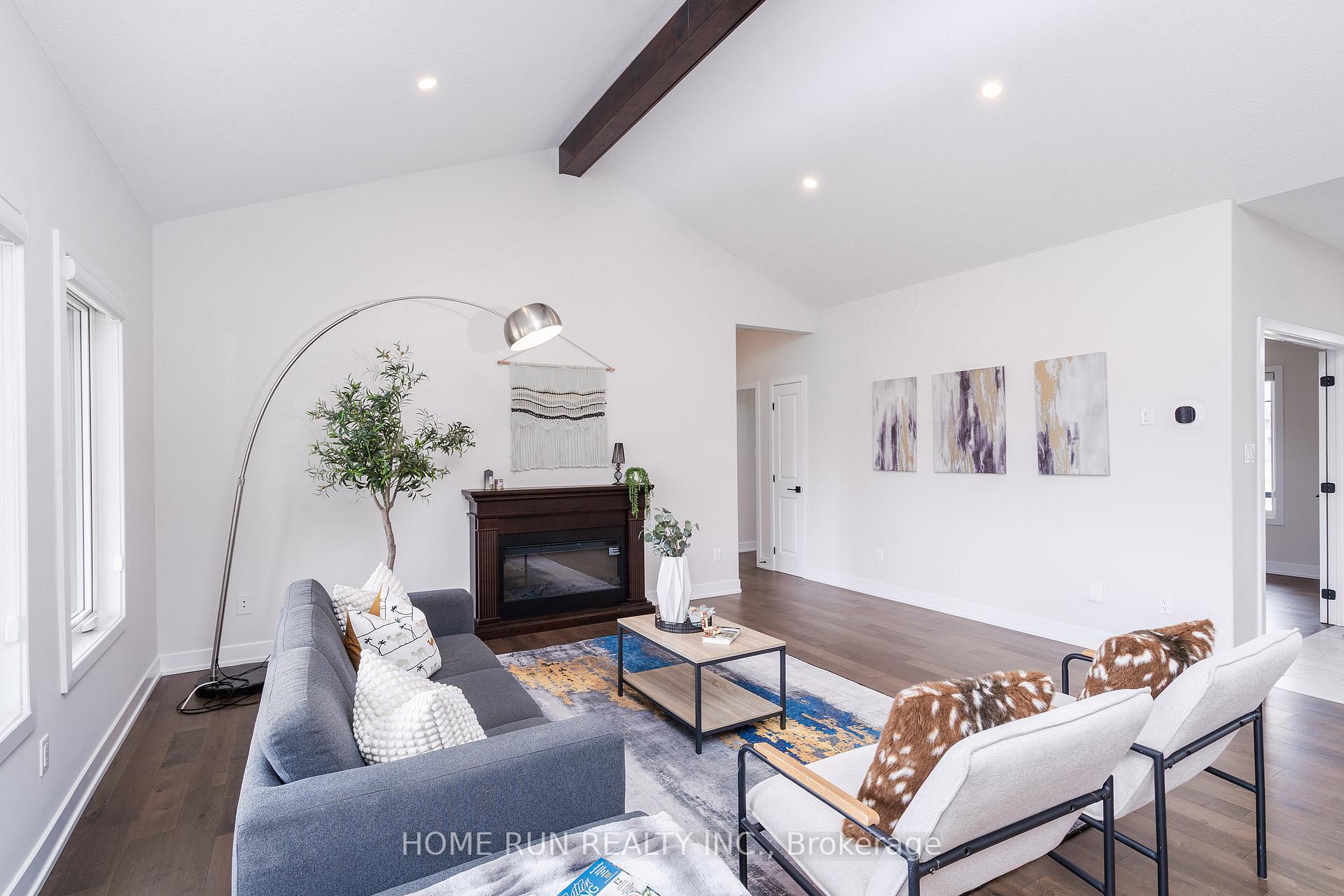 Photo 17 of 212 Summerview Terrace, Ottawa, Greely — HOMEH