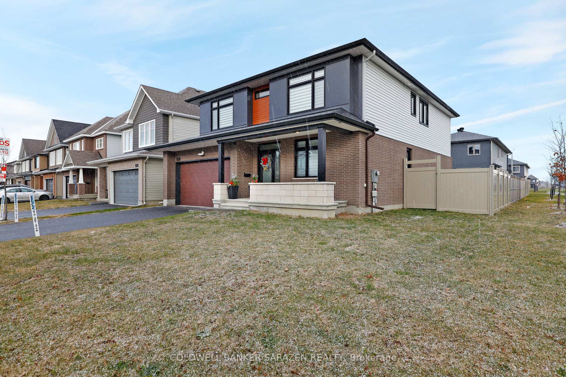 Photo 2 of 637 Moonflower Crescent, Ottawa, Blossom Park/Kemp Park/Findlay Creek — HOMEH