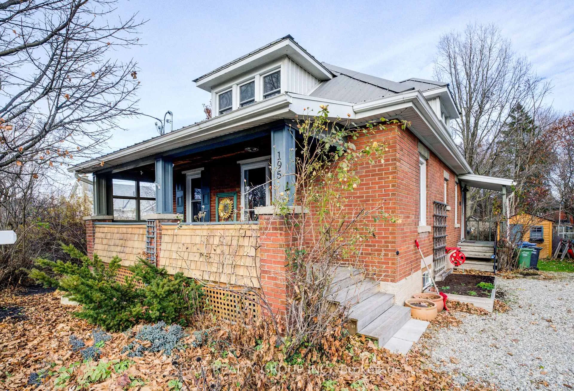 Photo 2 of 195 Edinburgh Road N, Guelph, Downtown — HOMEH