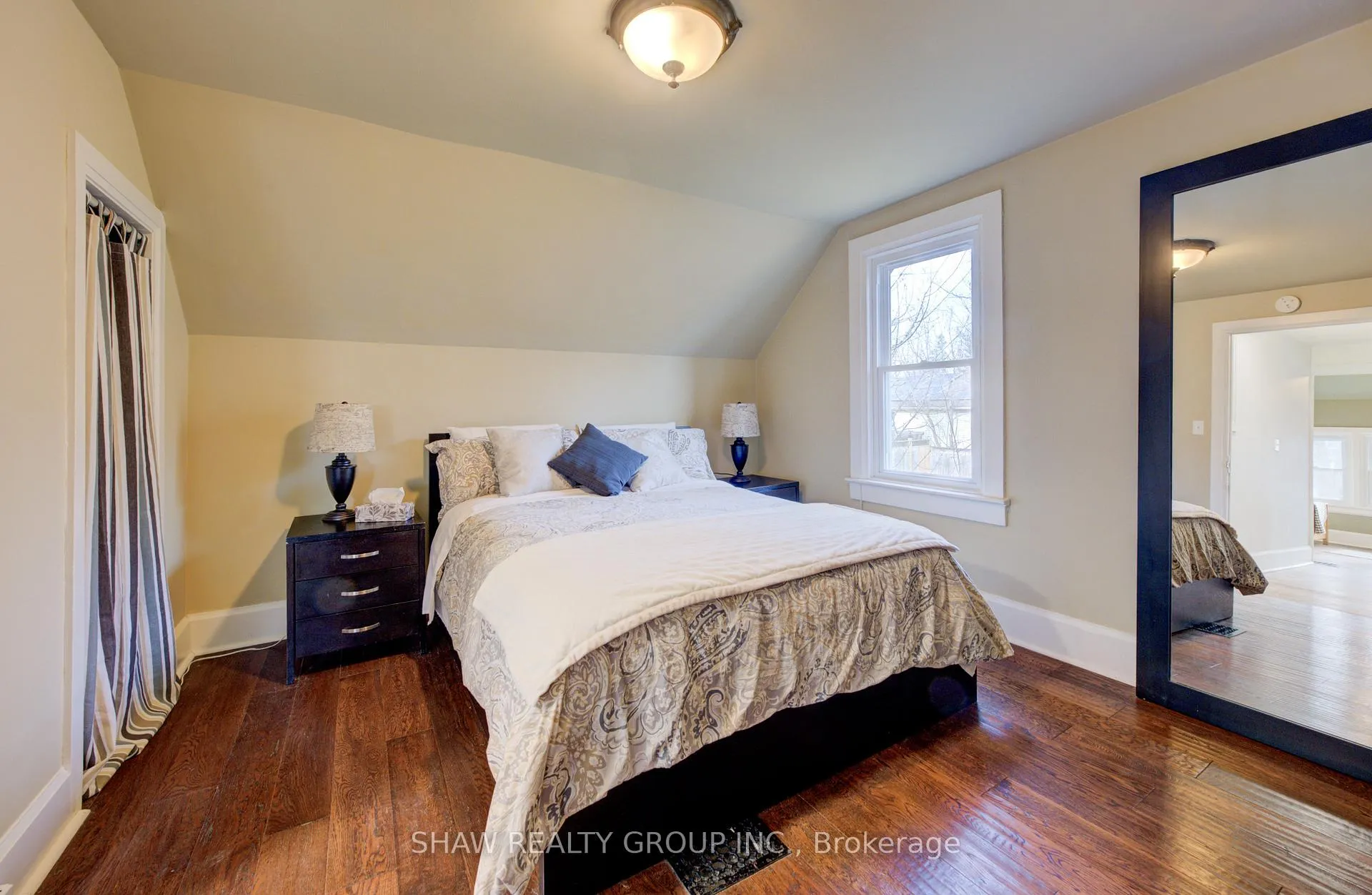 Photo 50 of 195 Edinburgh Road N, Guelph, Downtown — HOMEH