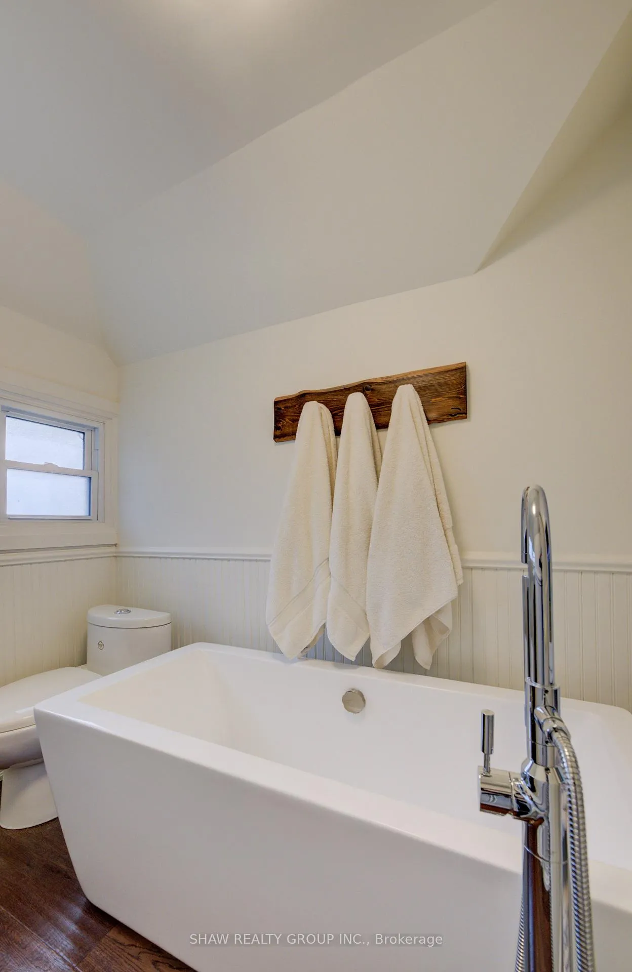 Photo 58 of 195 Edinburgh Road N, Guelph, Downtown — HOMEH