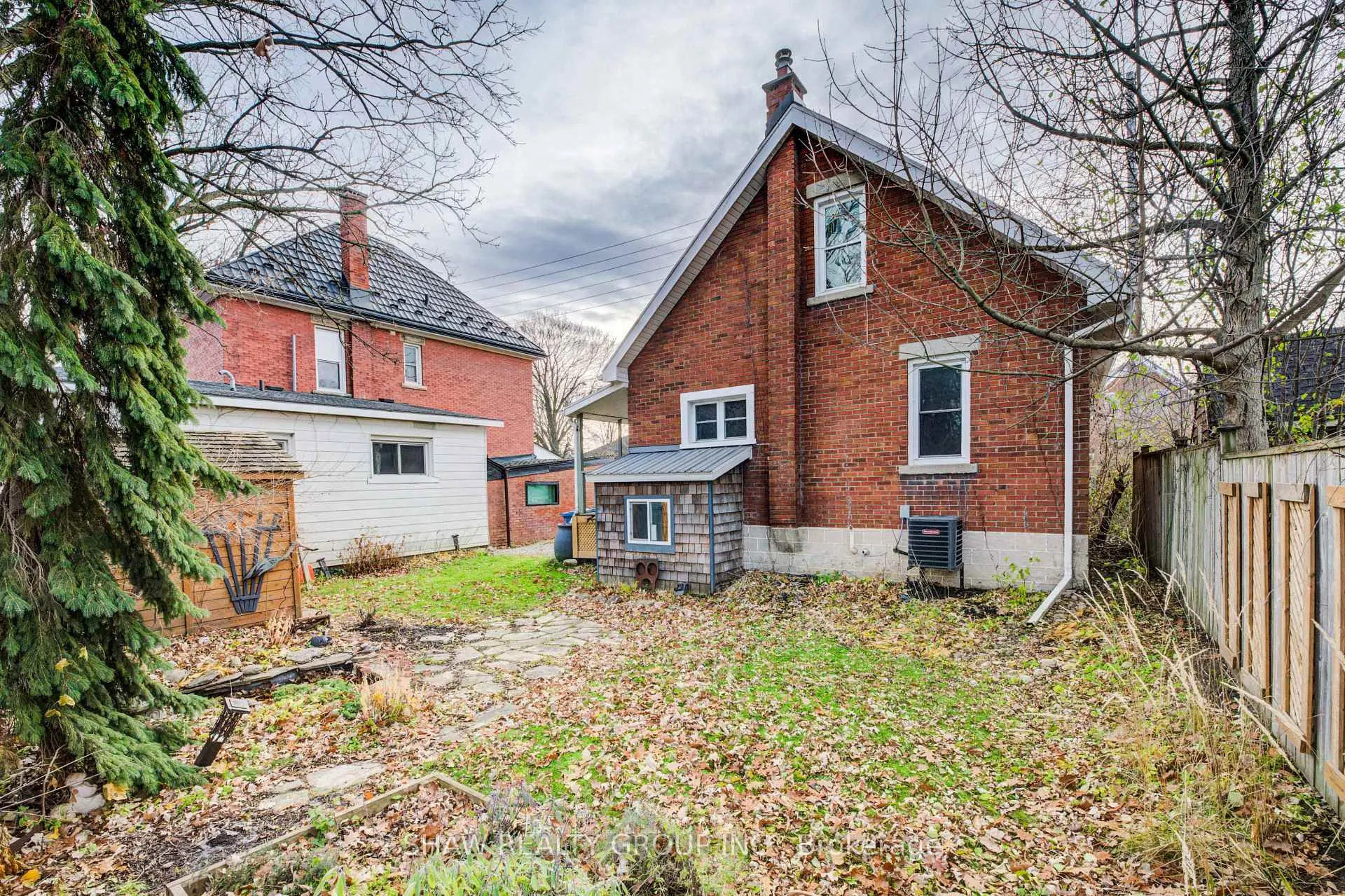 Photo 74 of 195 Edinburgh Road N, Guelph, Downtown — HOMEH