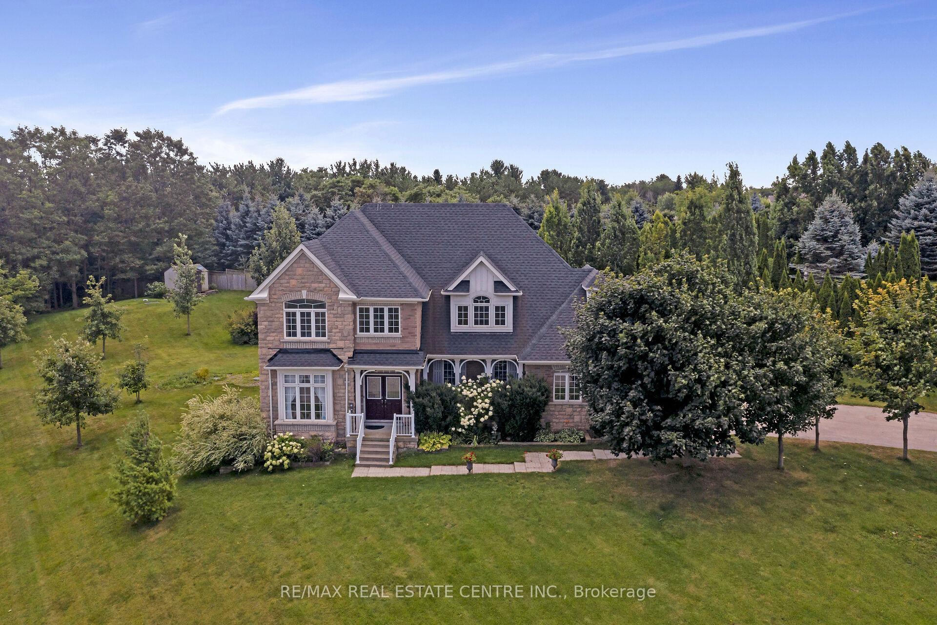 Front of 15 Upper Canada Drive
