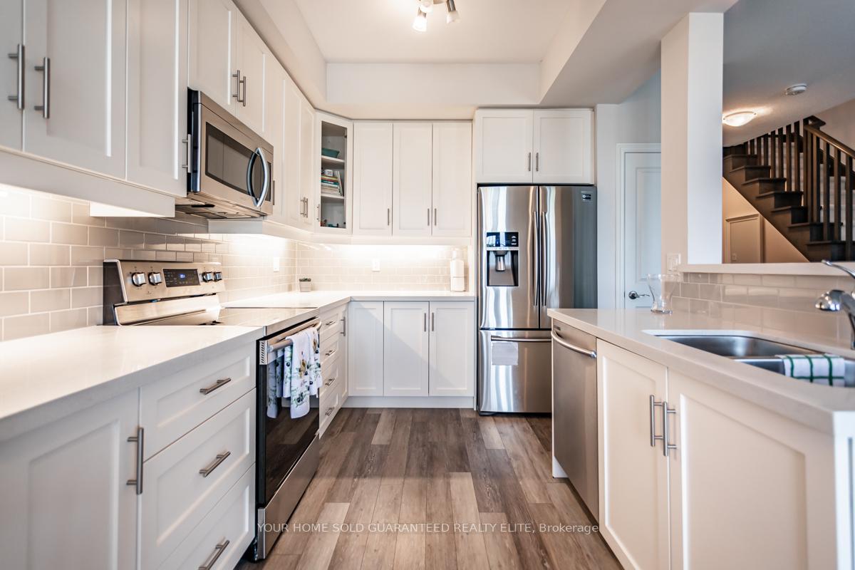 Photo 5 of 120 Dunrobin Lane, Grimsby, Grimsby Beach — HOMEH
