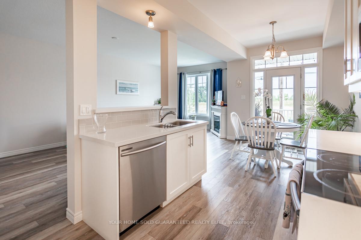Photo 6 of 120 Dunrobin Lane, Grimsby, Grimsby Beach — HOMEH