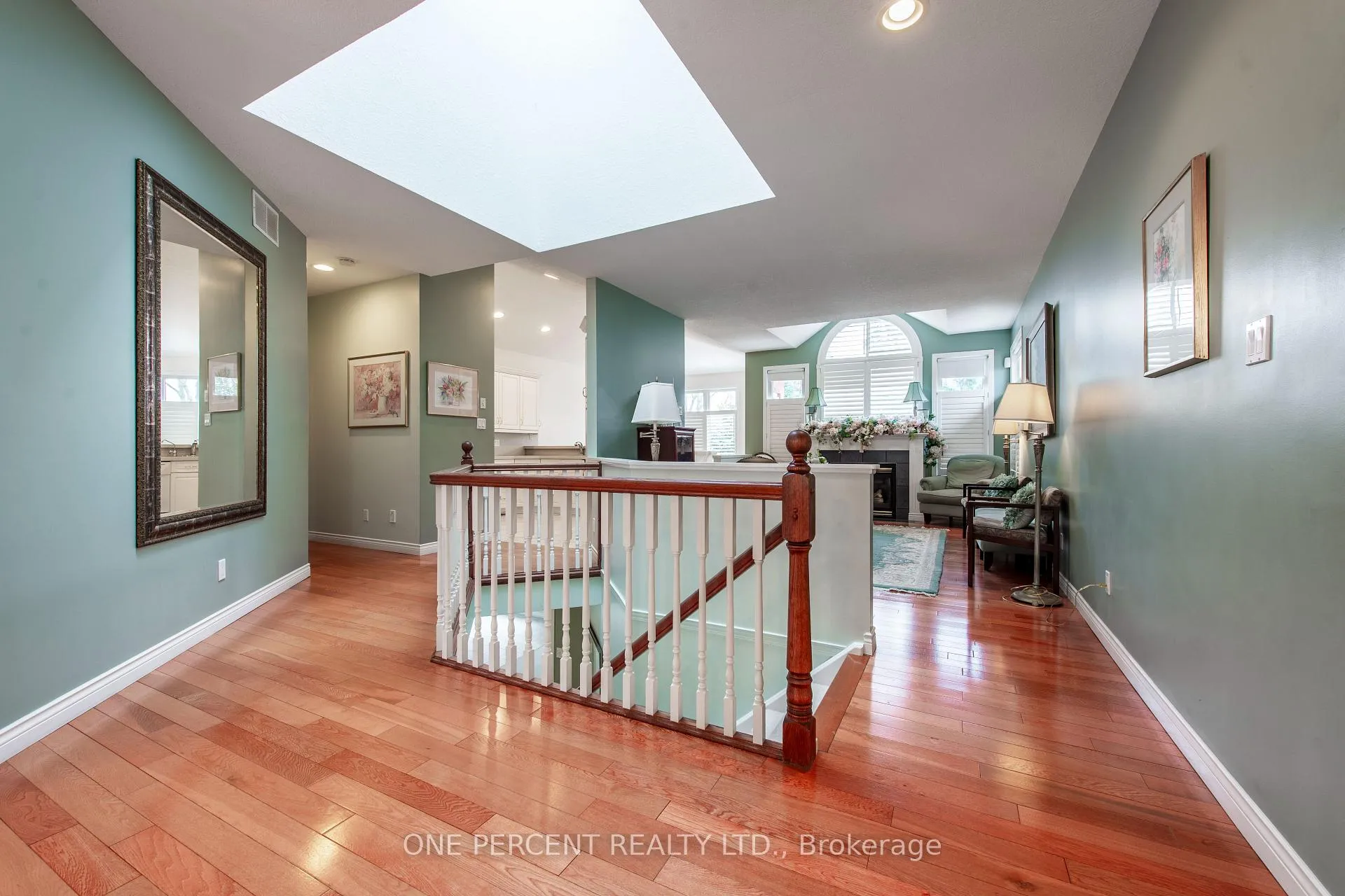Photo 9 of 8 Trillium Court, Guelph, Kortright Hills — HOMEH
