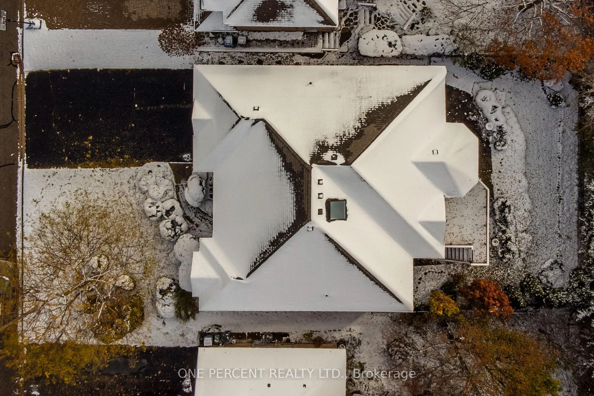 Photo 70 of 8 Trillium Court, Guelph, Kortright Hills — HOMEH