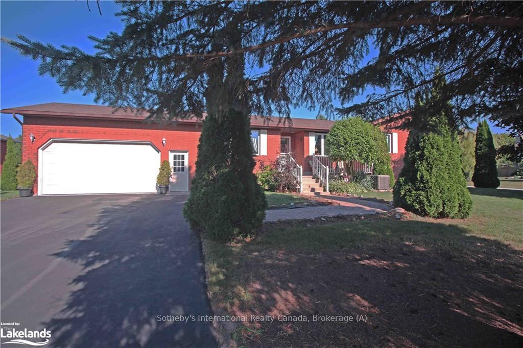Photo 2 of 20 Wagner Road, Clearview, Nottawa — HOMEH