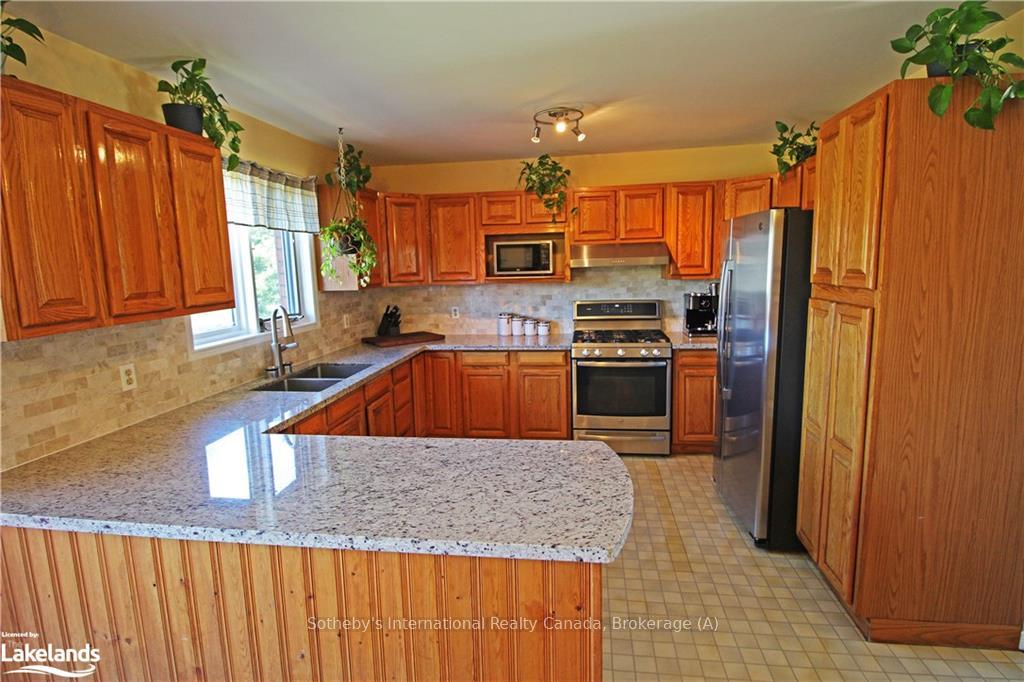 Photo 8 of 20 Wagner Road, Clearview, Nottawa — HOMEH
