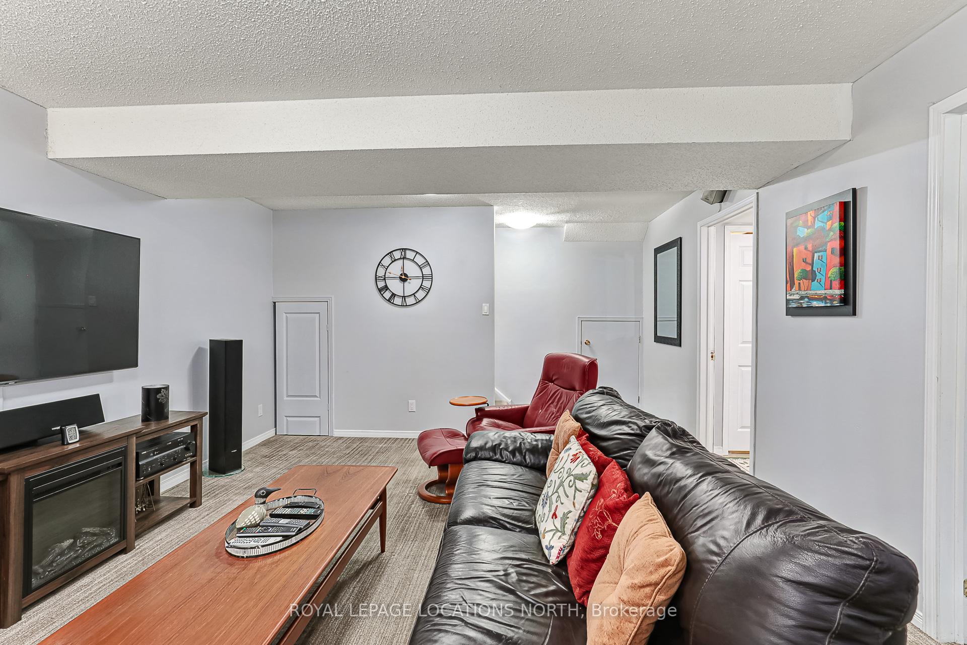 Photo 21 of 55 Dillon Drive, Collingwood — HOMEH