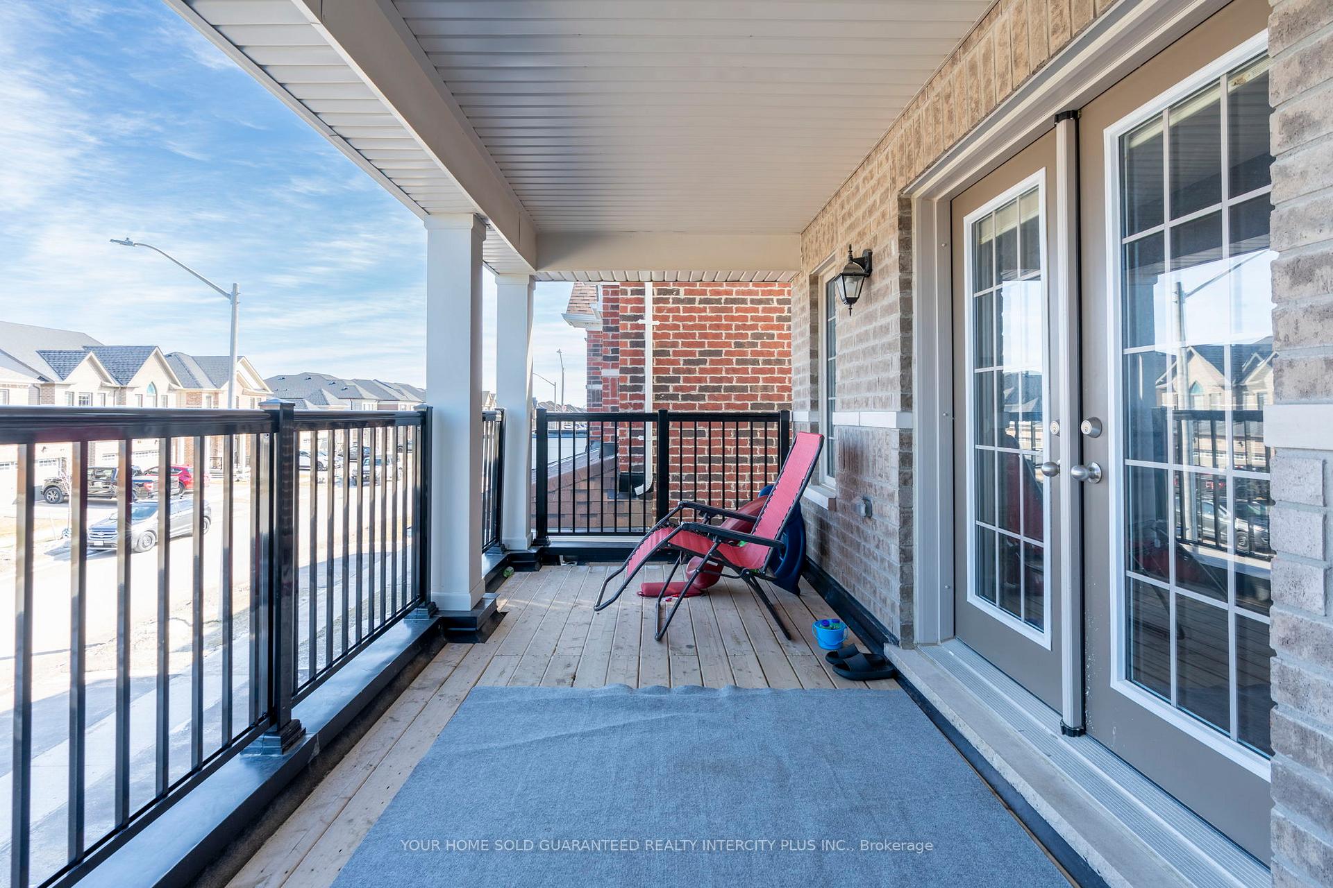 Photo 11 of Unit Unit 1, 15 Valleybrook Road, Barrie, Rural Barrie Southeast — HOMEH