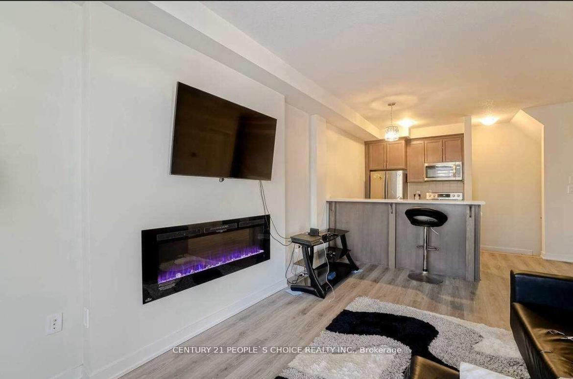 Photo 6 of 590 North Service Road, Hamilton, Stoney Creek — HOMEH