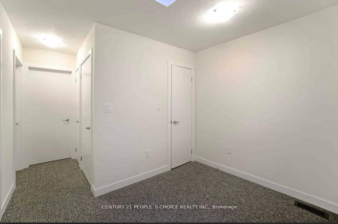 Photo 14 of 590 North Service Road, Hamilton, Stoney Creek — HOMEH