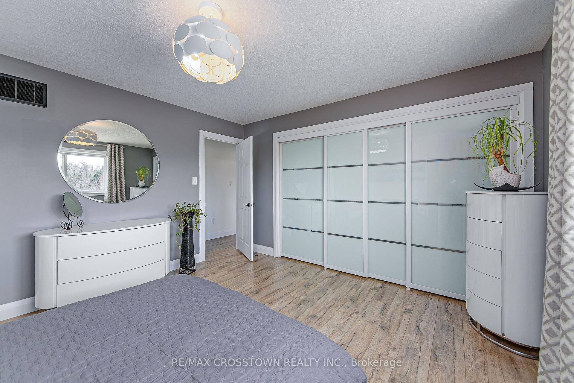 Photo 20 of 56 Graihawk Drive, Barrie, Ardagh — HOMEH