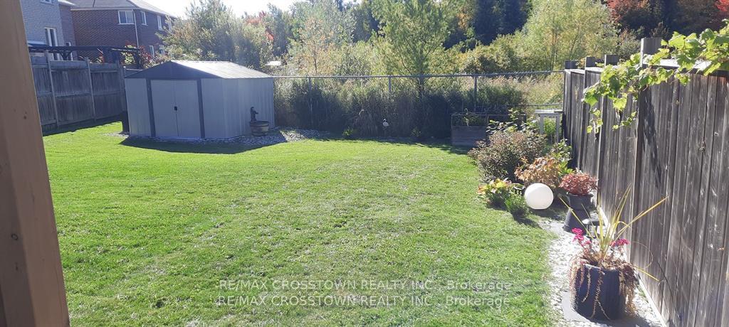 Photo 38 of 56 Graihawk Drive, Barrie, Ardagh — HOMEH