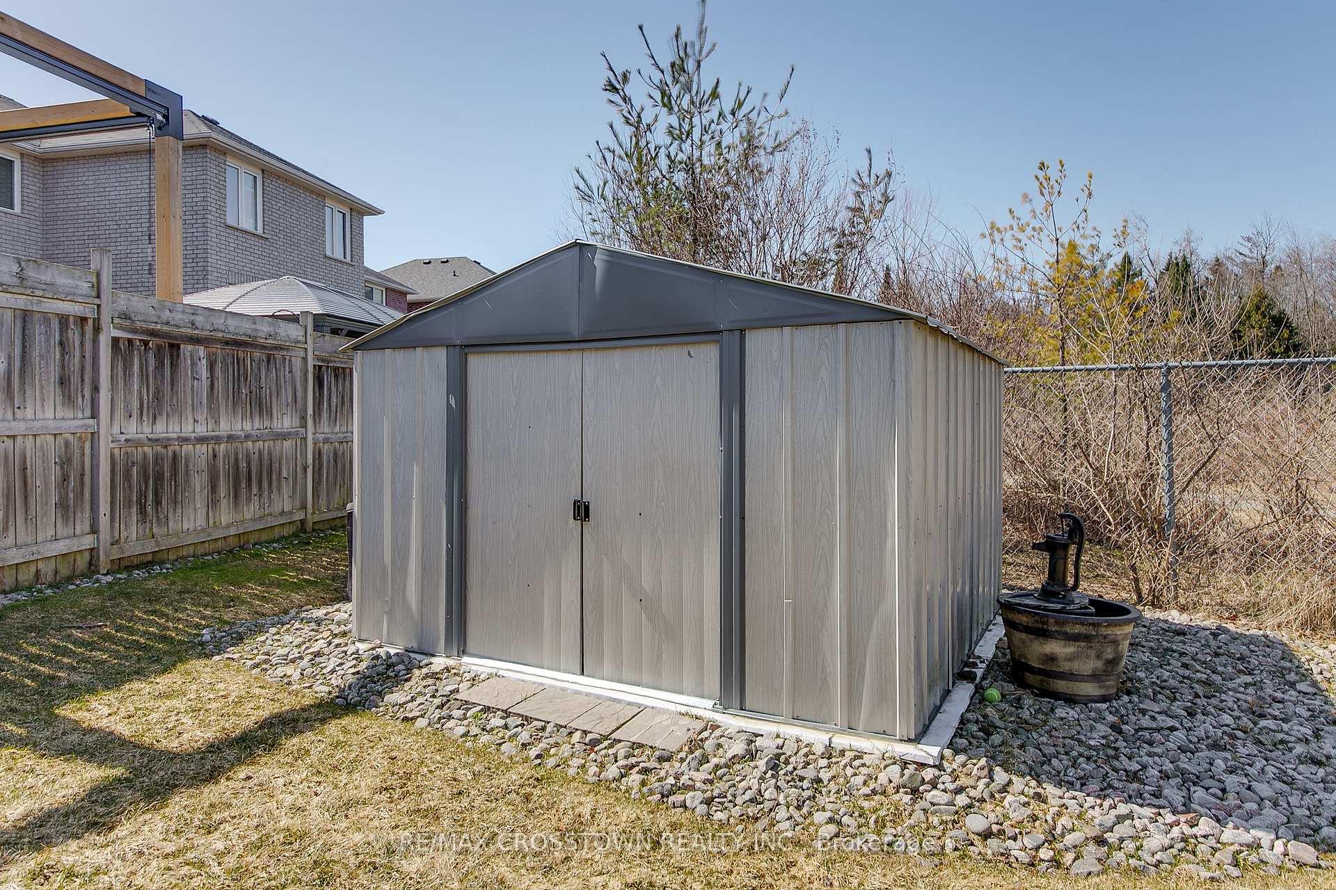 Photo 46 of 56 Graihawk Drive, Barrie, Ardagh — HOMEH