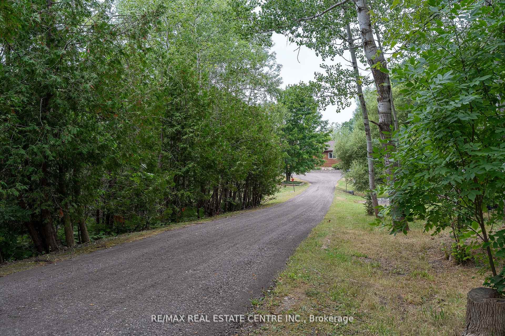 Photo 3 of 3762 Highpoint Side Road, Caledon, Rural Caledon — HOMEH
