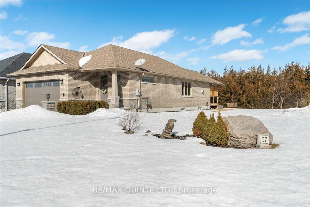 Photo 2 of 57 Mercedes Drive, Belleville, Belleville Ward — HOMEH
