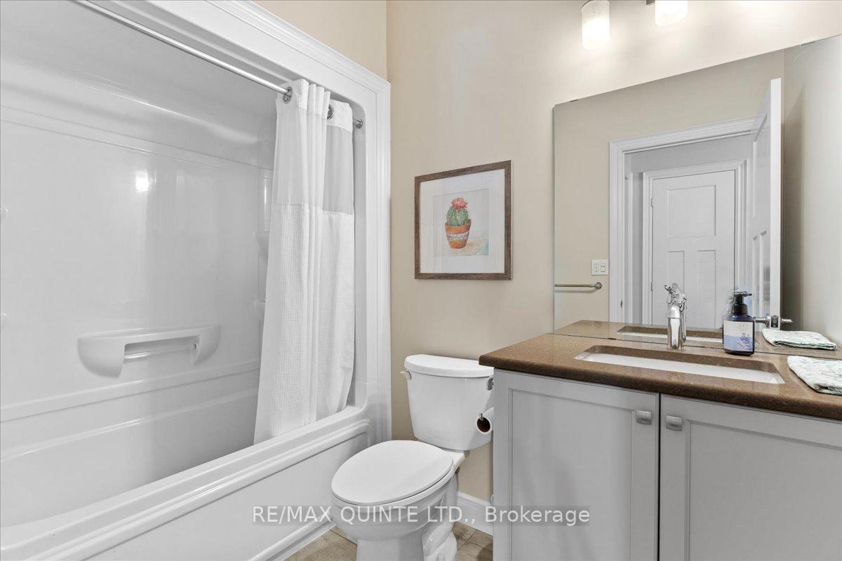 Photo 25 of 57 Mercedes Drive, Belleville, Belleville Ward — HOMEH