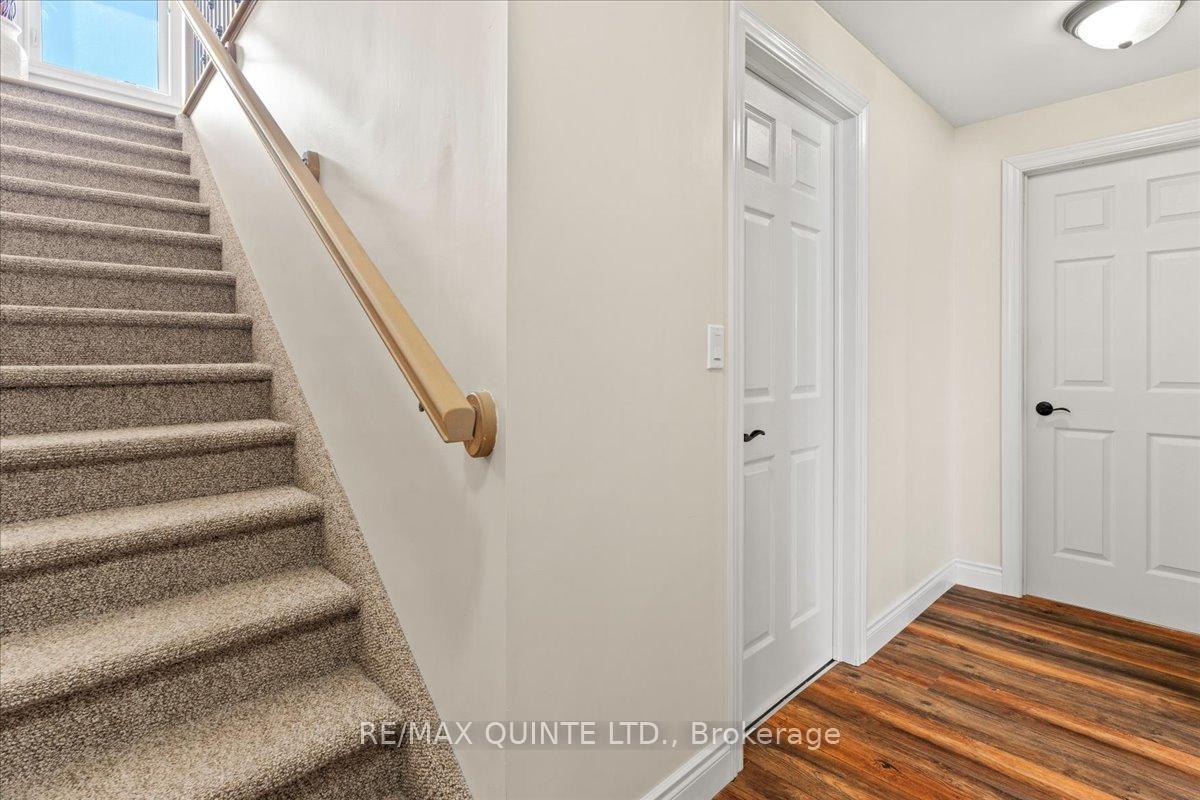 Photo 27 of 57 Mercedes Drive, Belleville, Belleville Ward — HOMEH