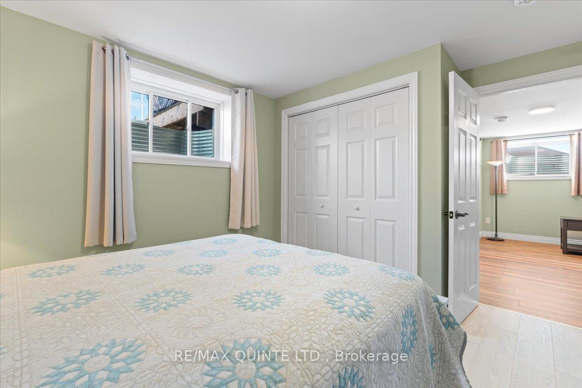 Photo 33 of 57 Mercedes Drive, Belleville, Belleville Ward — HOMEH