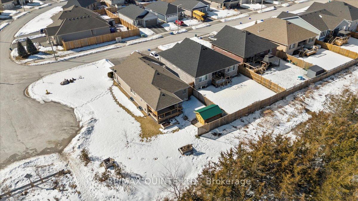 Photo 40 of 57 Mercedes Drive, Belleville, Belleville Ward — HOMEH