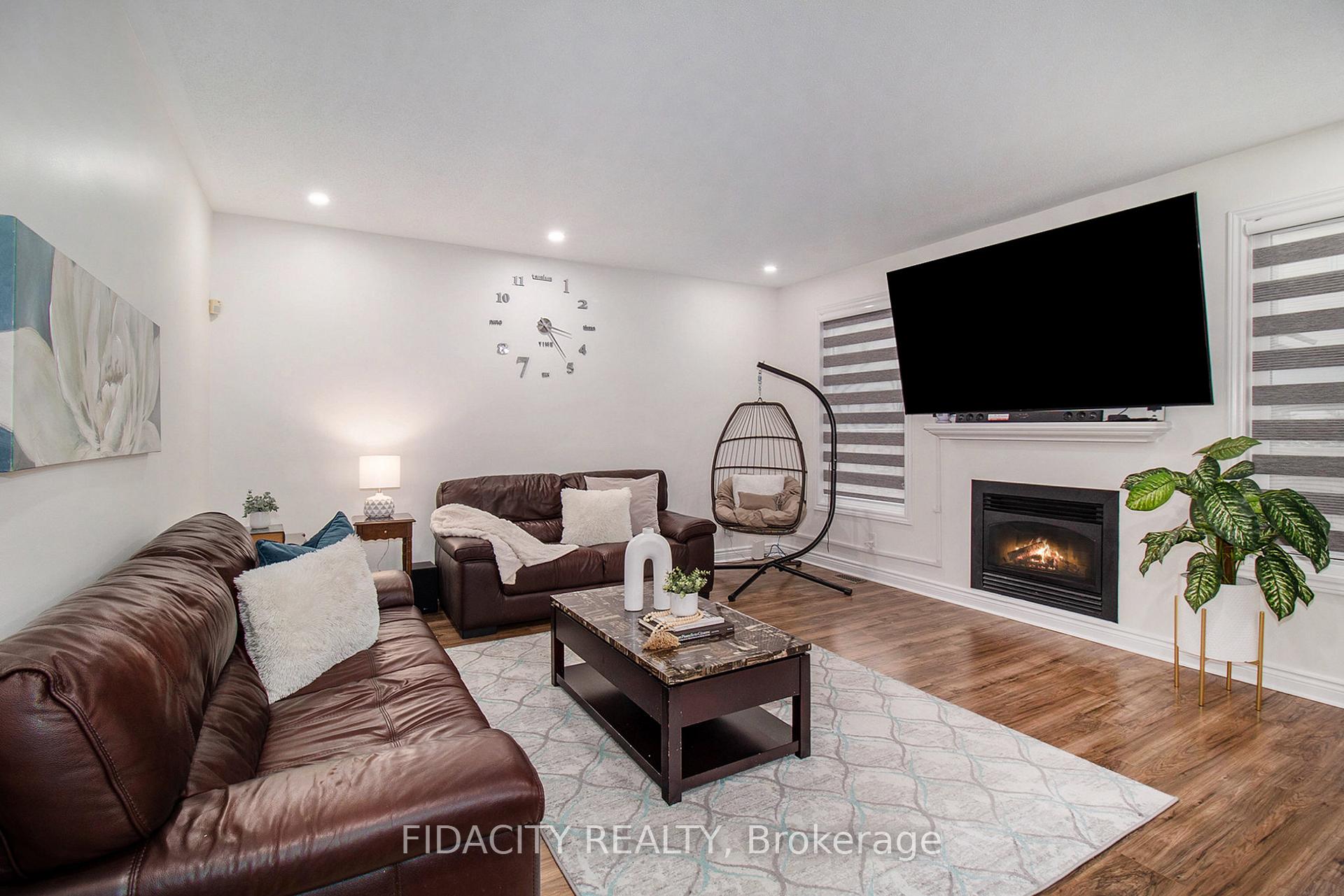Photo 10 of 44 Stonepointe Avenue, Ottawa, Barrhaven East — HOMEH
