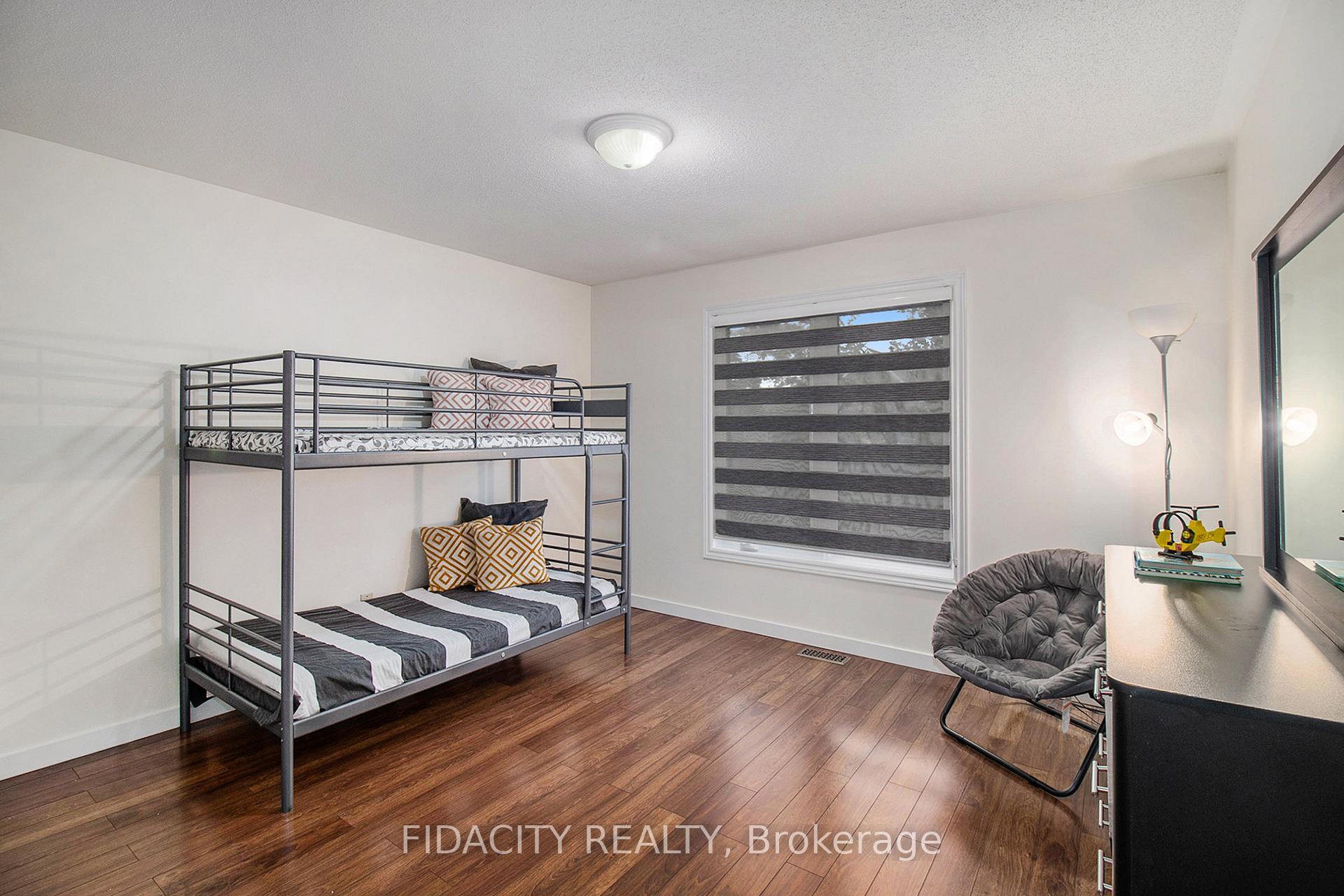 Photo 15 of 44 Stonepointe Avenue, Ottawa, Barrhaven East — HOMEH