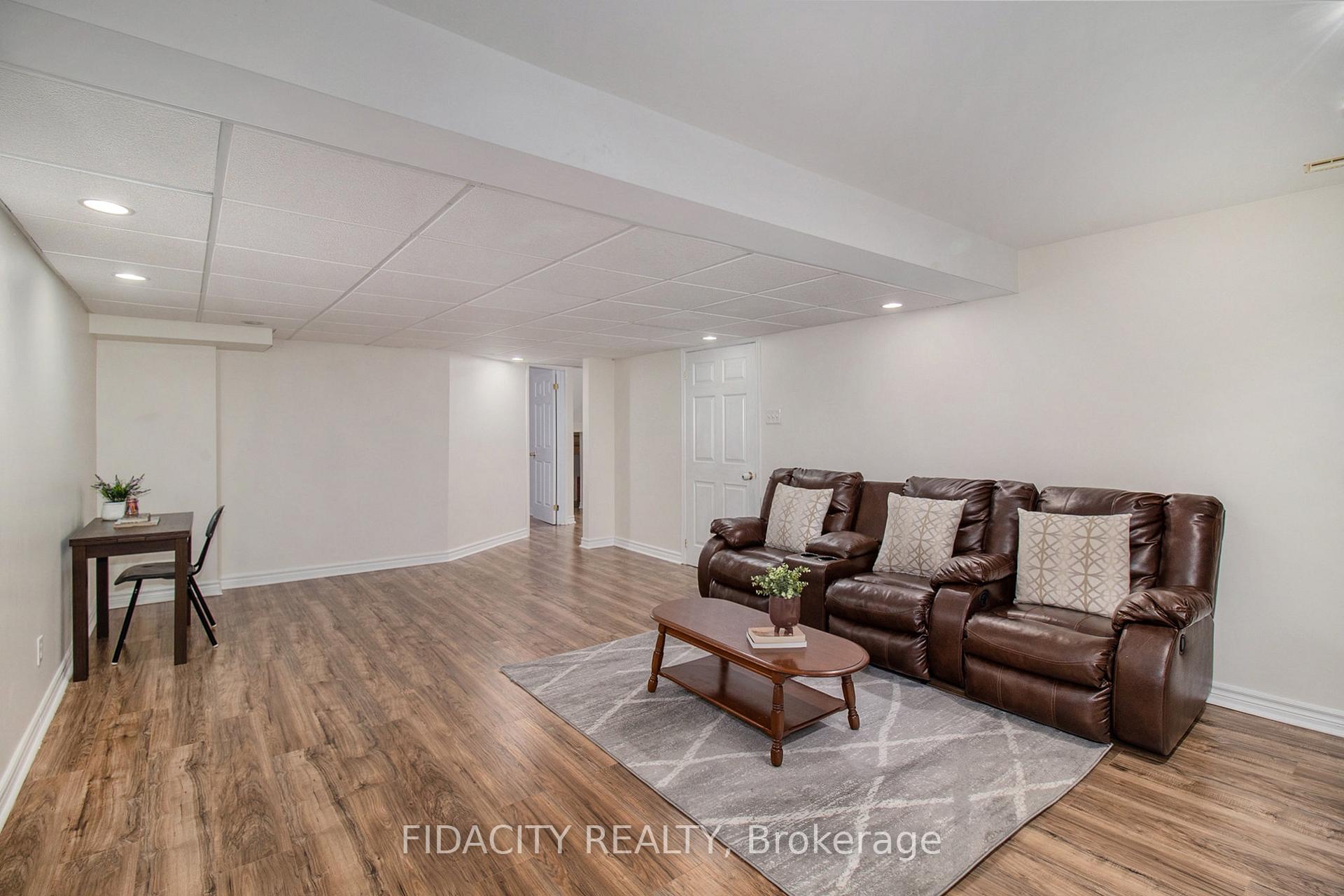 Photo 18 of 44 Stonepointe Avenue, Ottawa, Barrhaven East — HOMEH