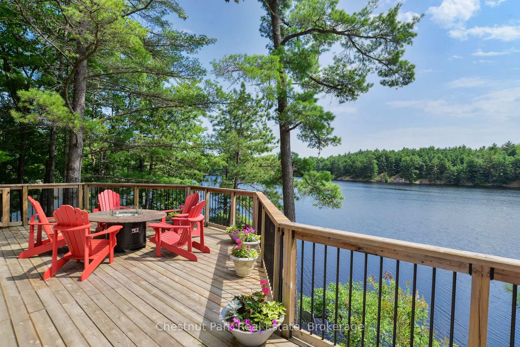 Photo 2 of 1049 Route 11 Road E, Gravenhurst, Morrison — HOMEH