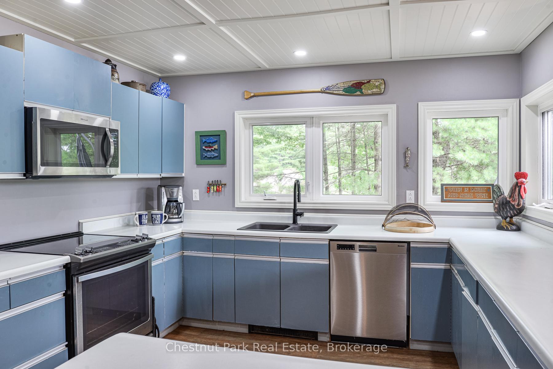 Photo 25 of 1049 Route 11 Road E, Gravenhurst, Morrison — HOMEH