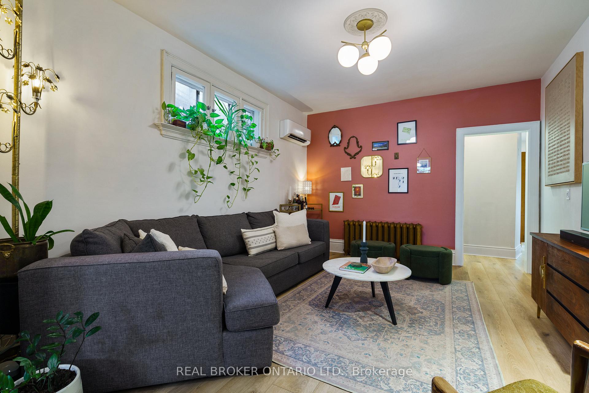 Photo 7 of 202 Prospect Street S, Hamilton, St. Clair — HOMEH