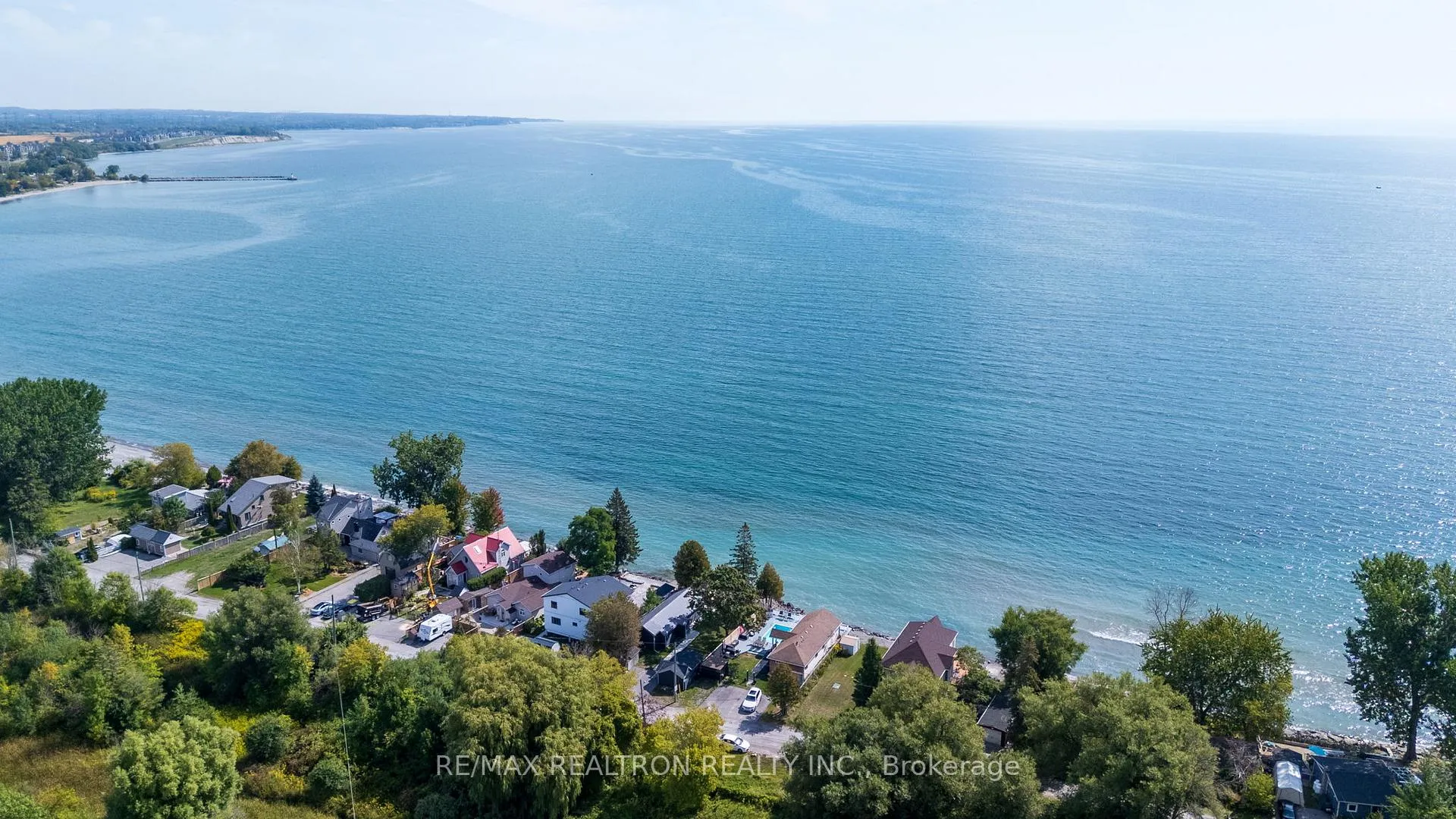 Photo 6 of 63 Cedar Crest Beach Road, Clarington, Bowmanville — HOMEH