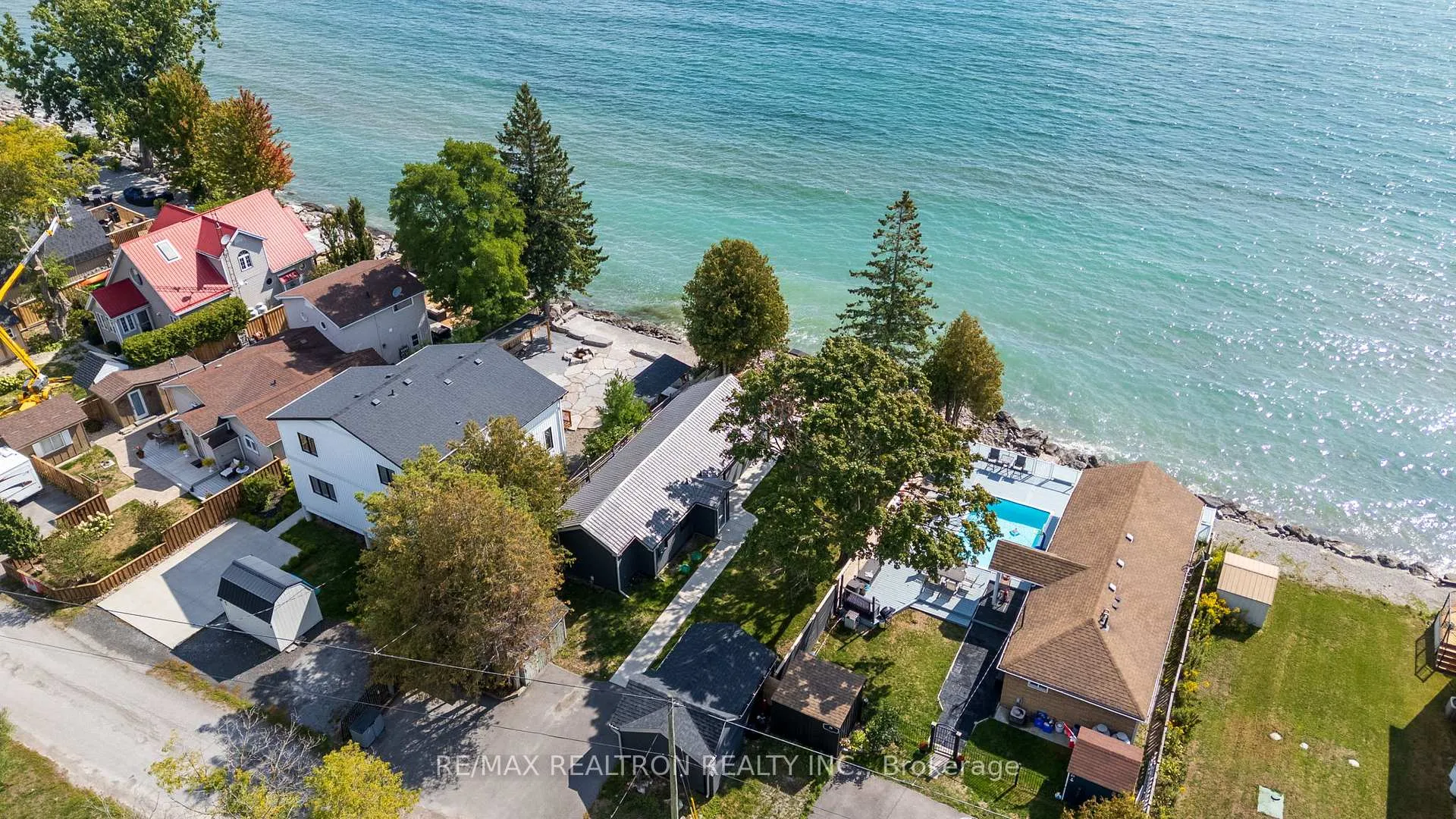 Photo 28 of 63 Cedar Crest Beach Road, Clarington, Bowmanville — HOMEH
