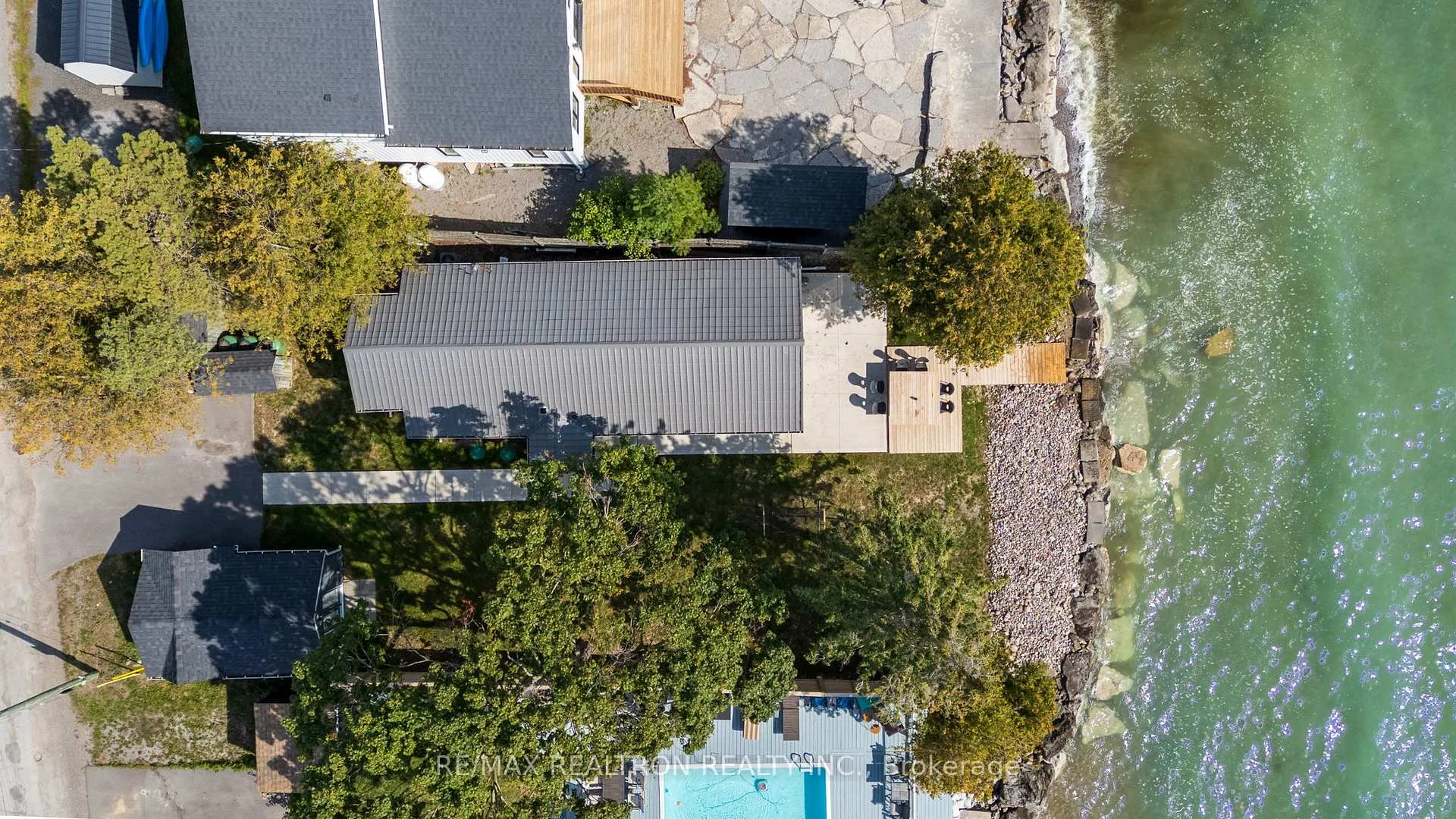 Photo 60 of 63 Cedar Crest Beach Road, Clarington, Bowmanville — HOMEH