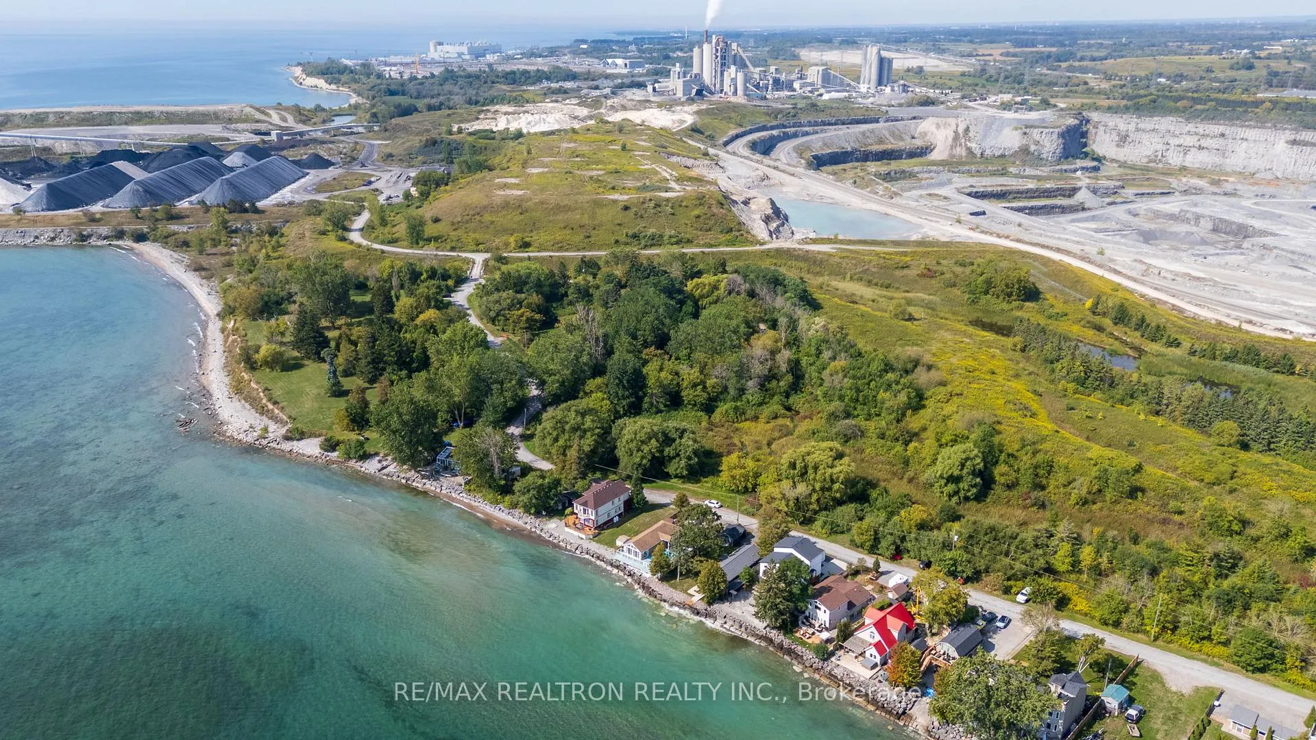 Photo 82 of 63 Cedar Crest Beach Road, Clarington, Bowmanville — HOMEH