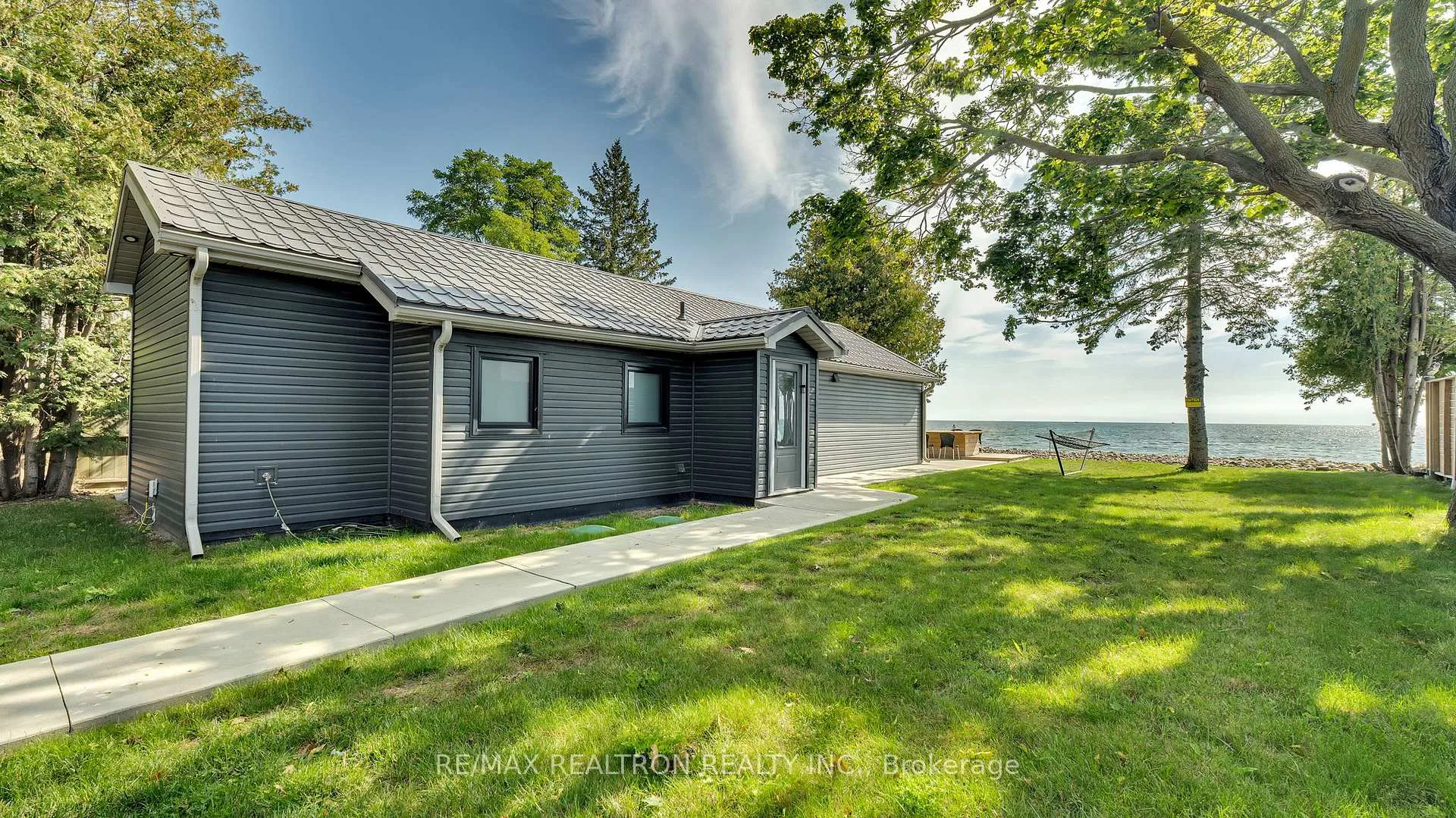 Photo 150 of 63 Cedar Crest Beach Road, Clarington, Bowmanville — HOMEH
