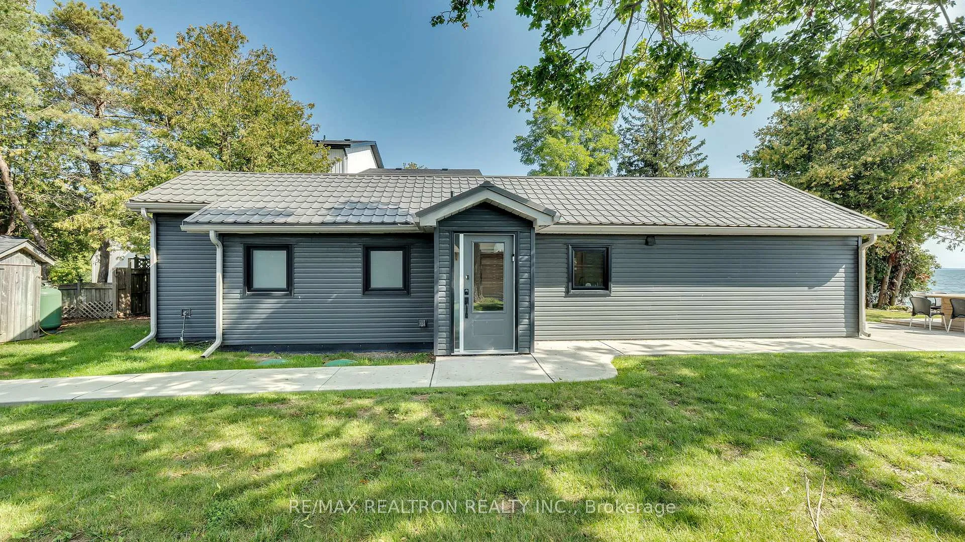 Photo 160 of 63 Cedar Crest Beach Road, Clarington, Bowmanville — HOMEH