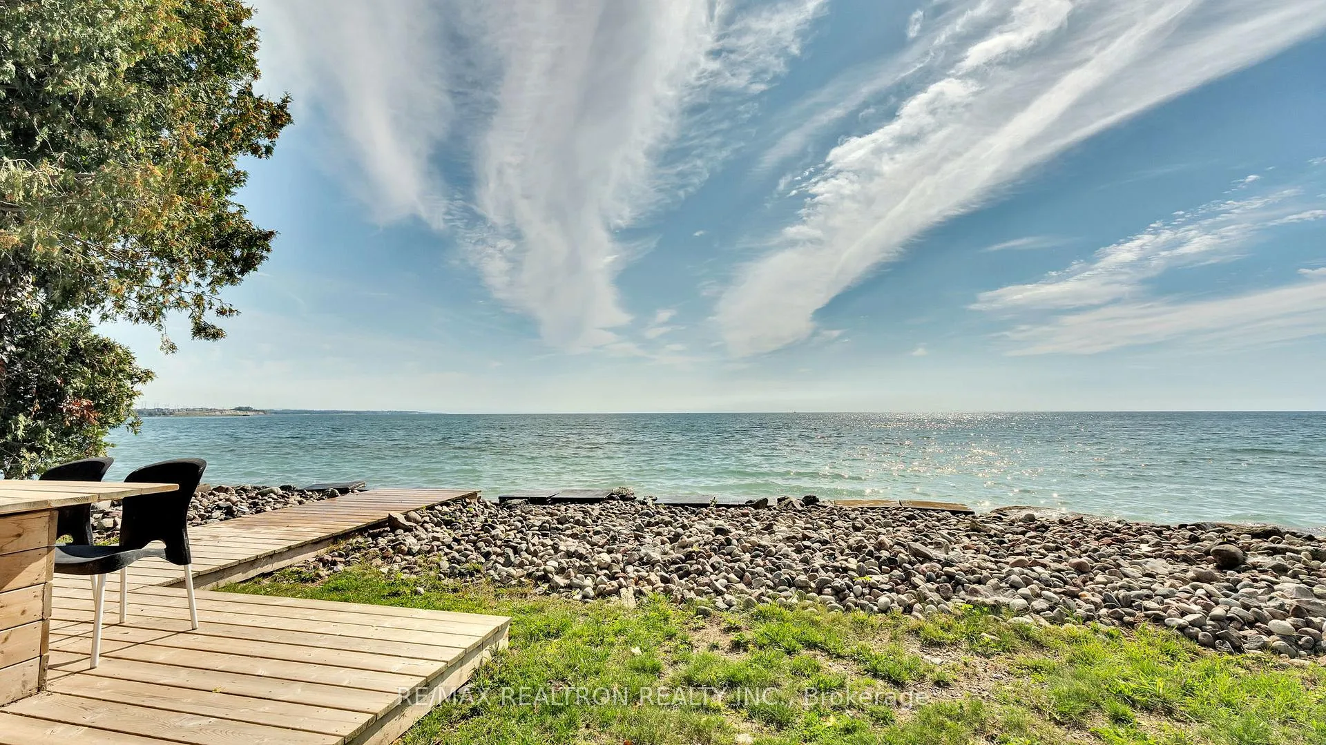 Photo 183 of 63 Cedar Crest Beach Road, Clarington, Bowmanville — HOMEH